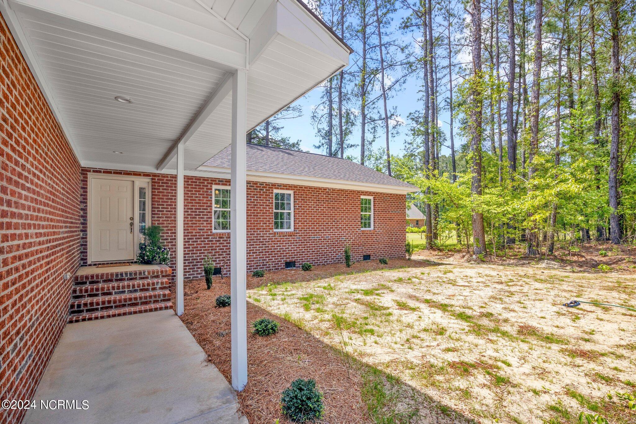 216 Coastal Drive Property Photo 31