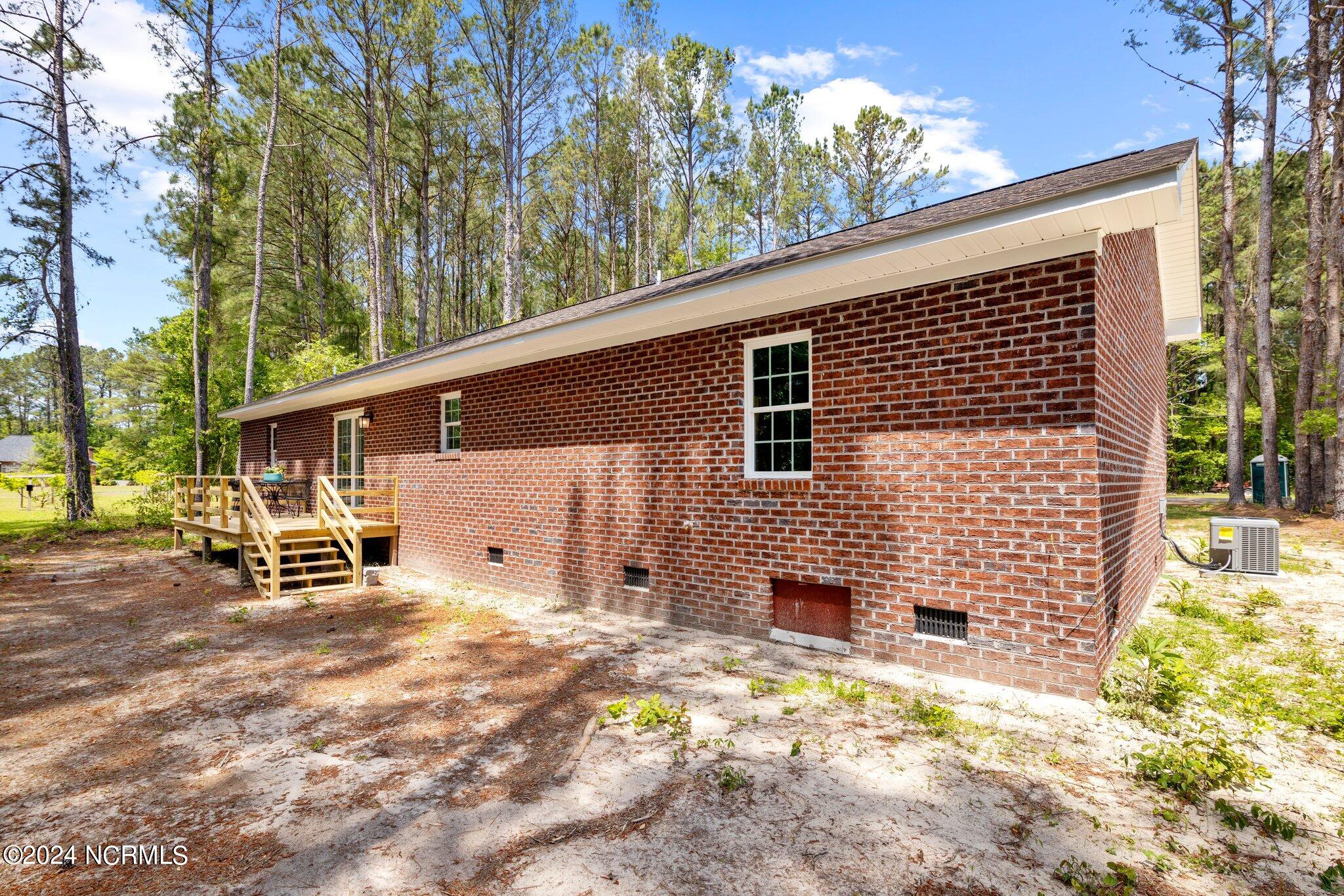 216 Coastal Drive Property Photo 33