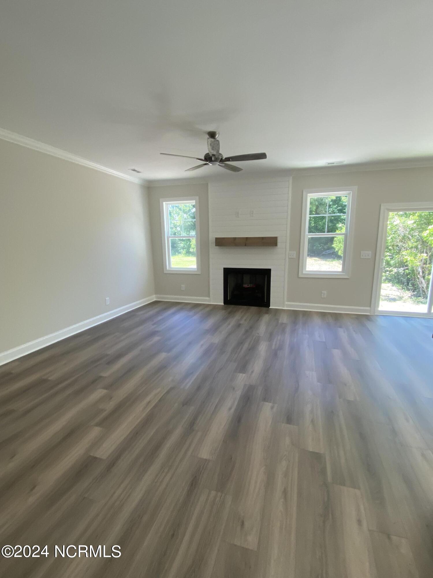 317 Bobbys Drive Property Photo 5