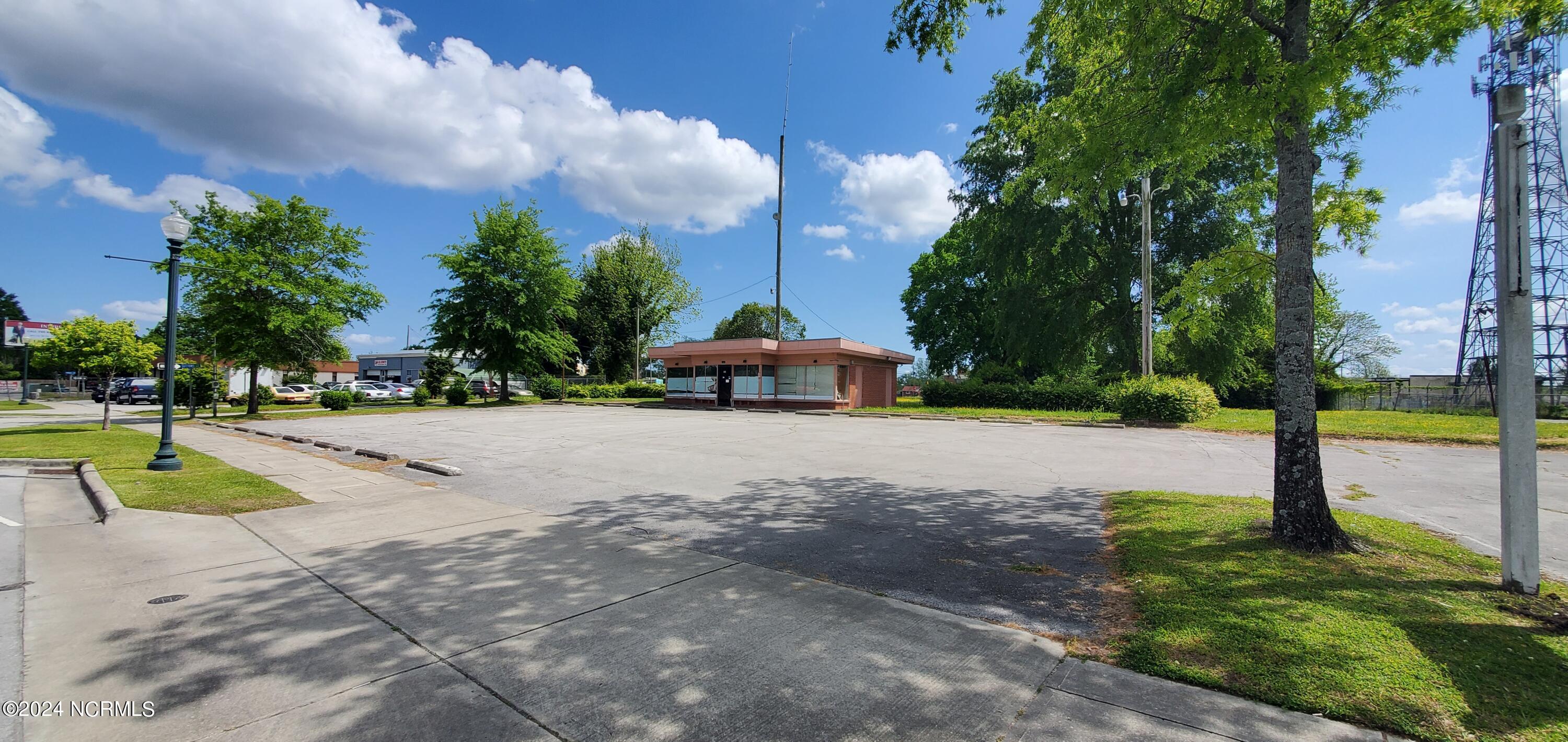 1101 Broad Street Property Photo 14