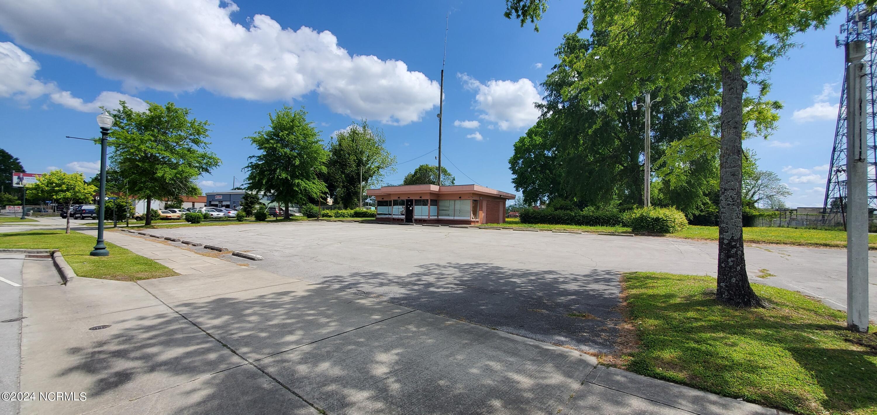 1101 Broad Street Property Photo 15