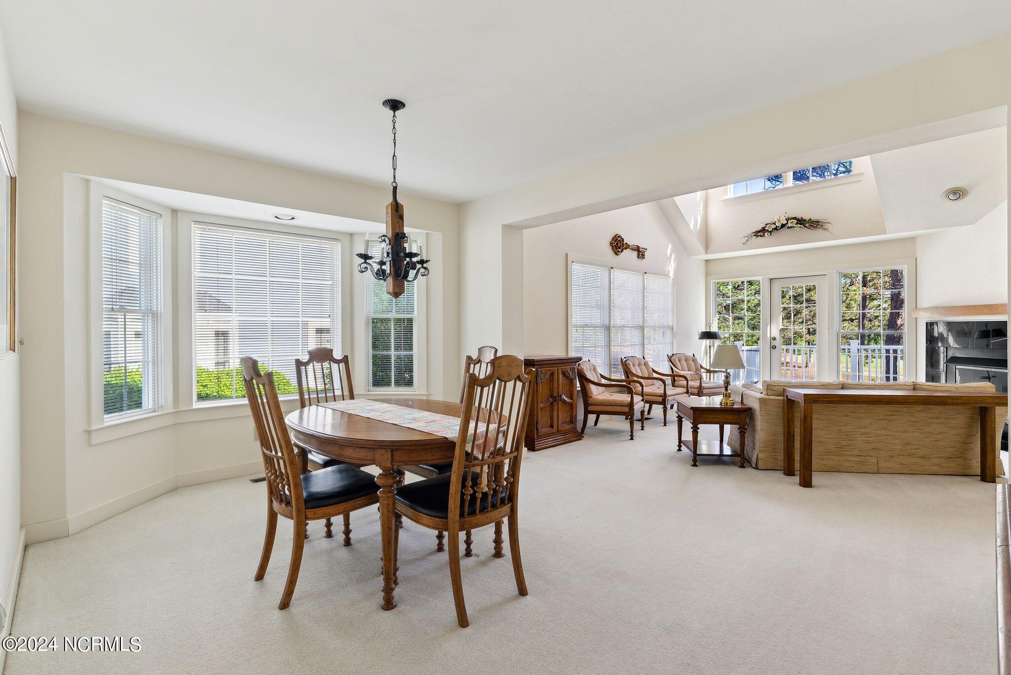 233 N Knoll Road Property Photo 10