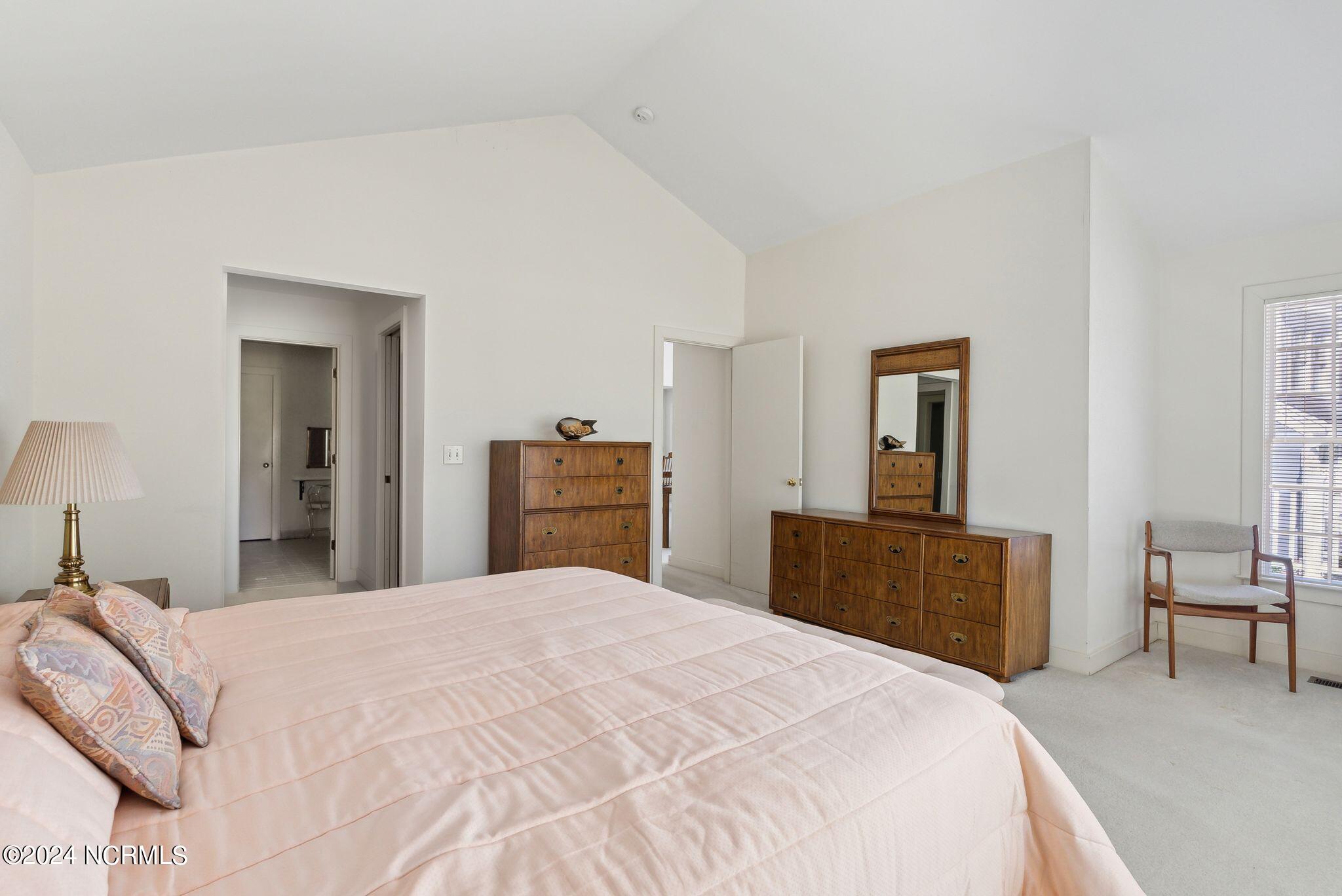 233 N Knoll Road Property Photo 18