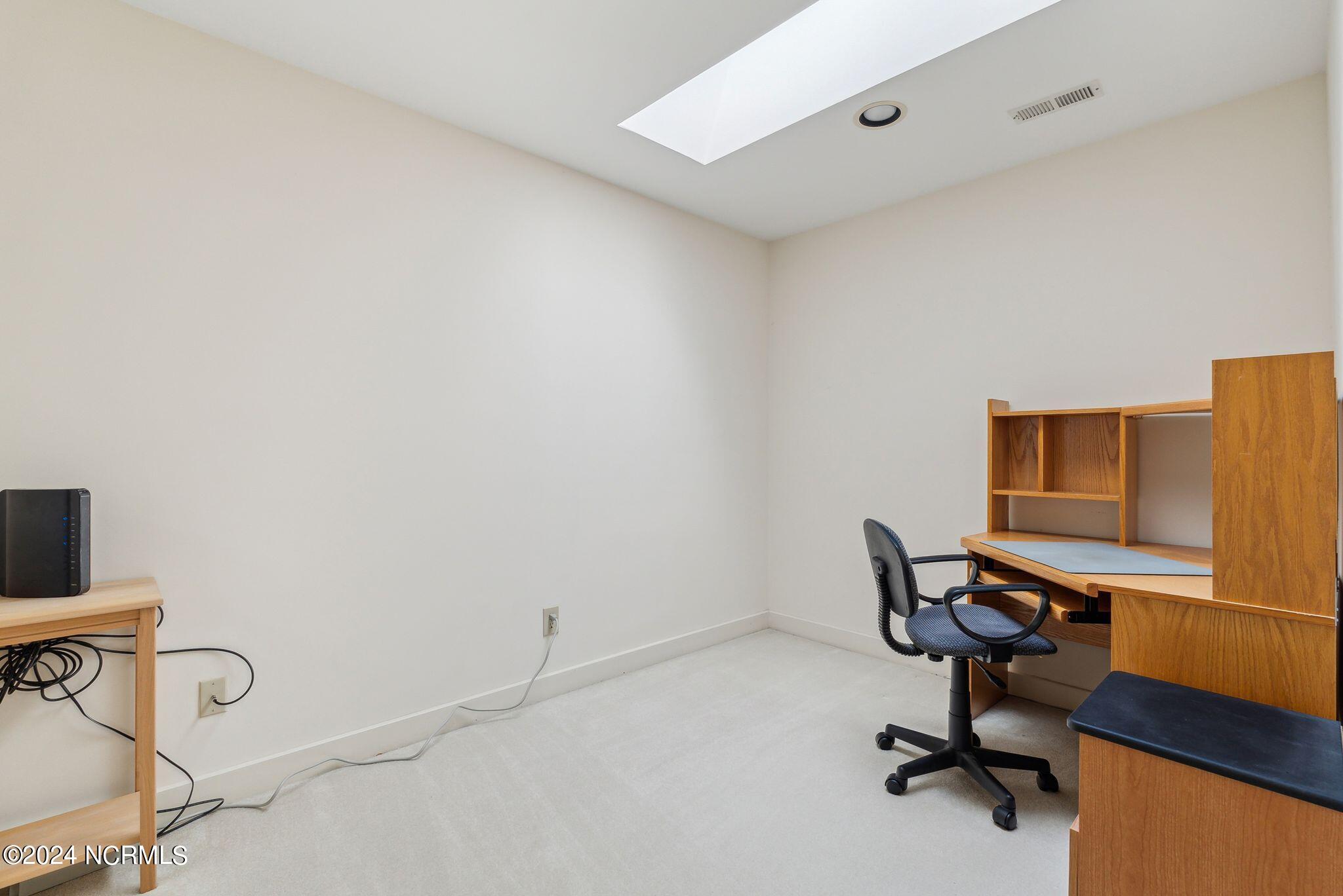 233 N Knoll Road Property Photo 25