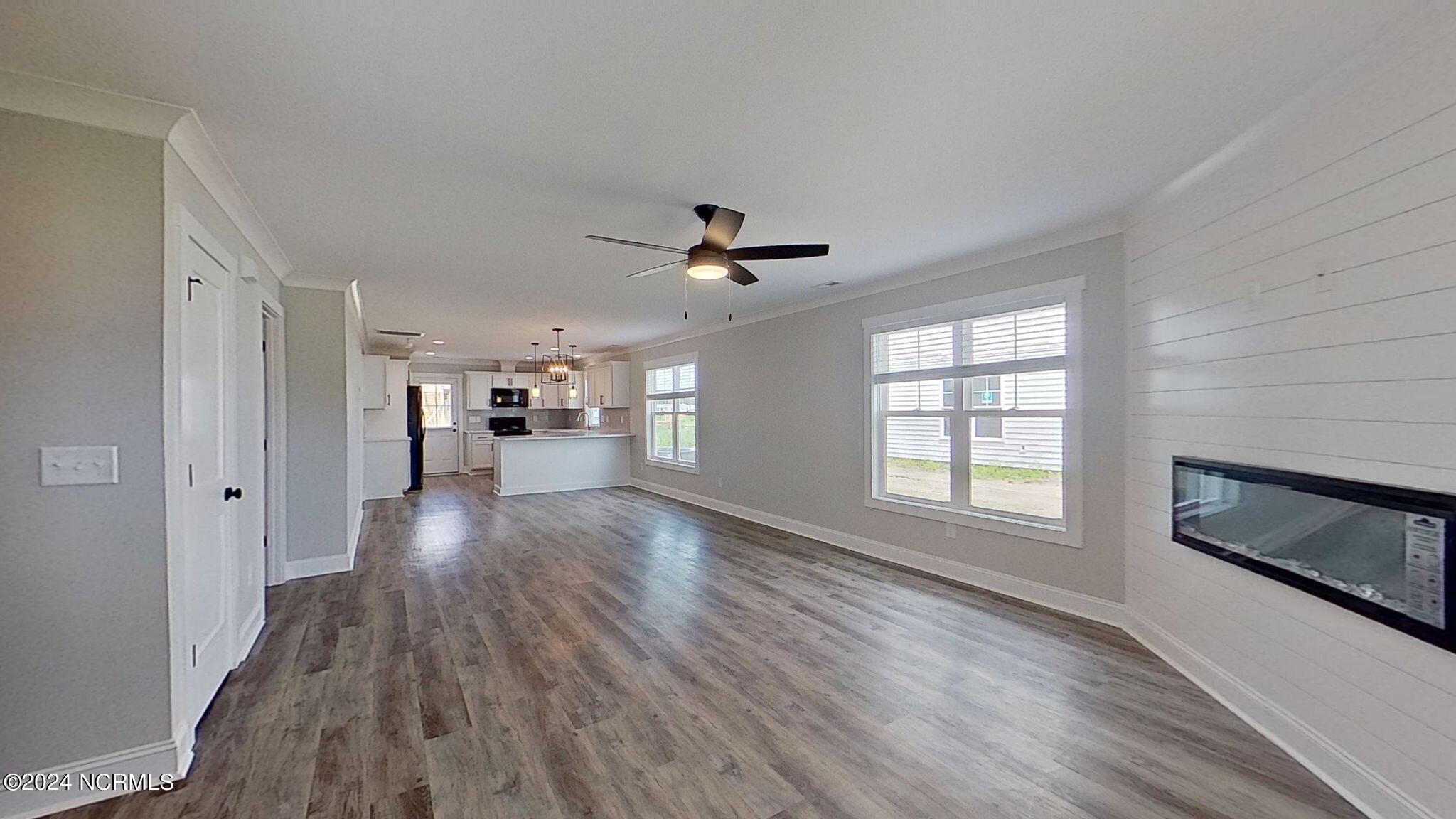 820 Sarah Rebecca Drive B Property Photo 3