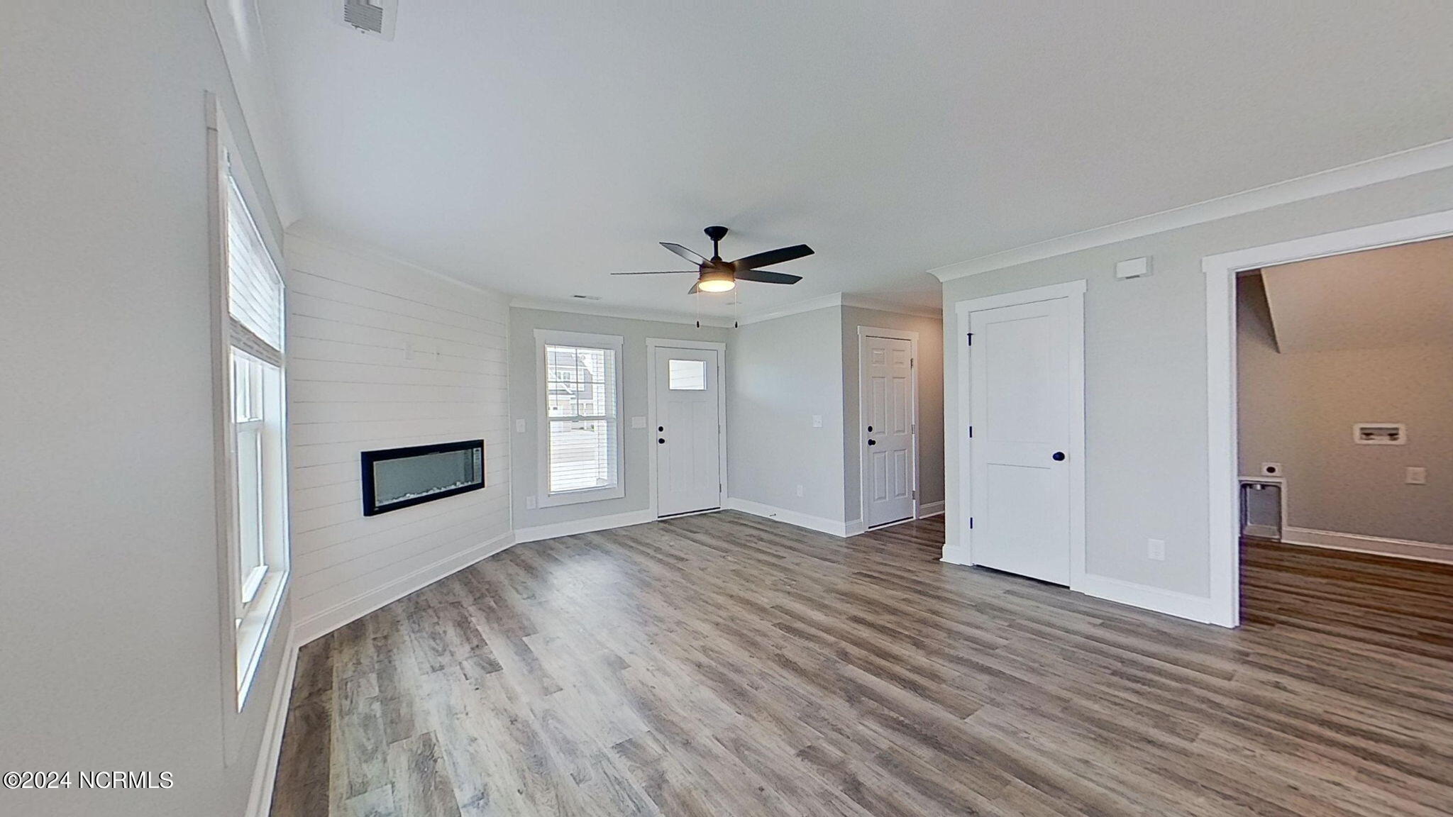 820 Sarah Rebecca Drive B Property Photo 6