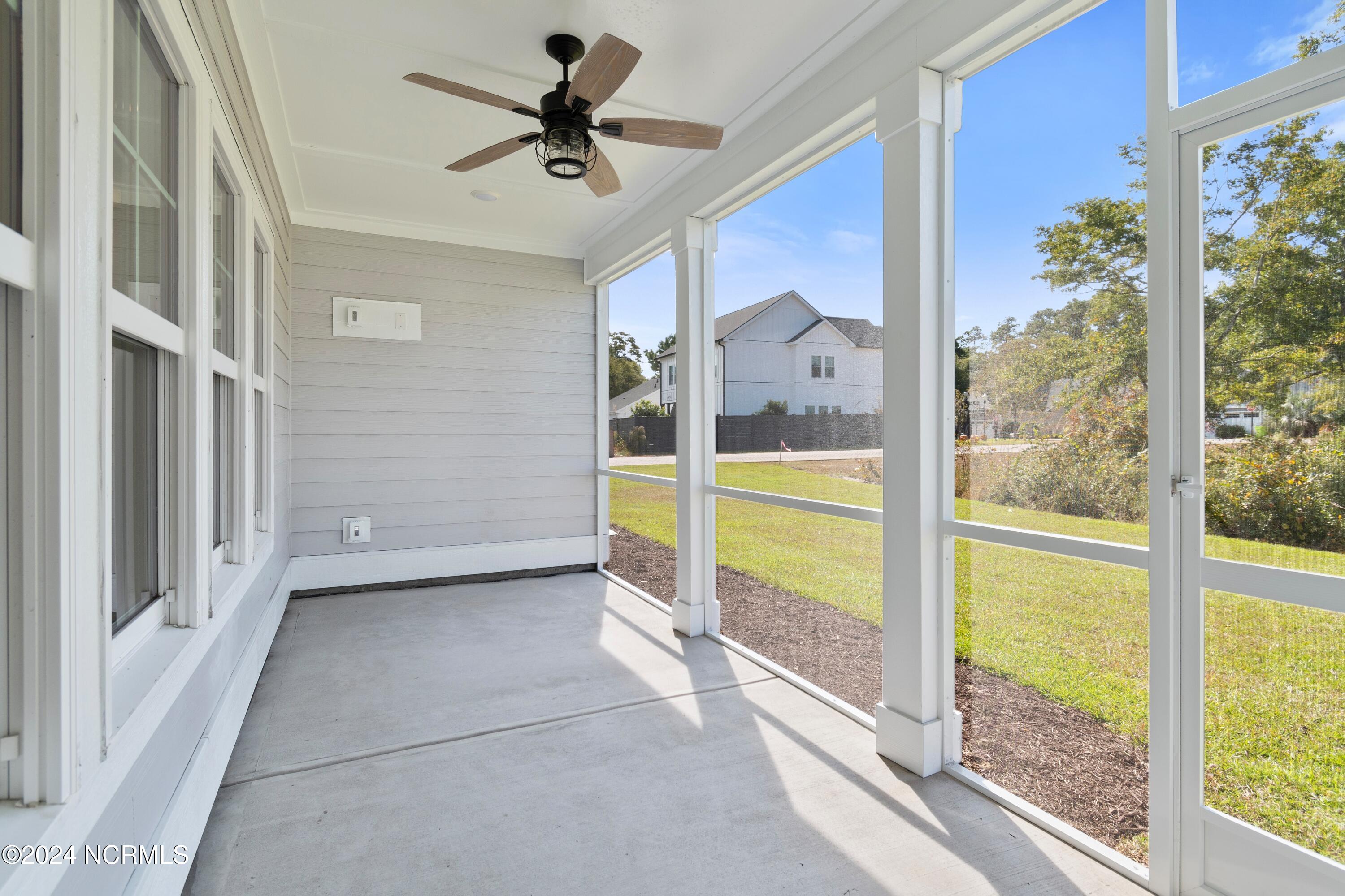 1656 Back Bay Drive L-49 Property Photo 14