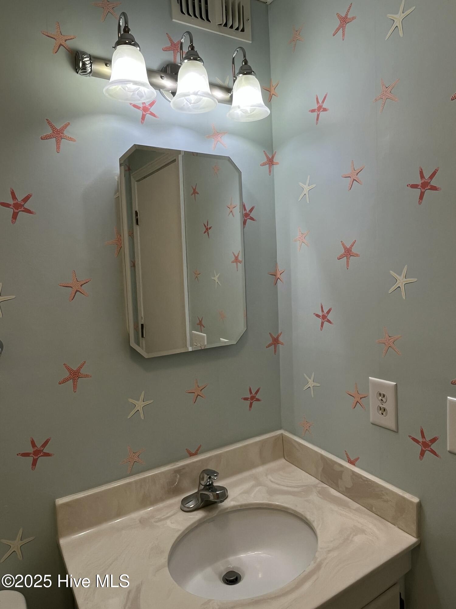 2008 E Fort Macon Road D18 Property Photo 21