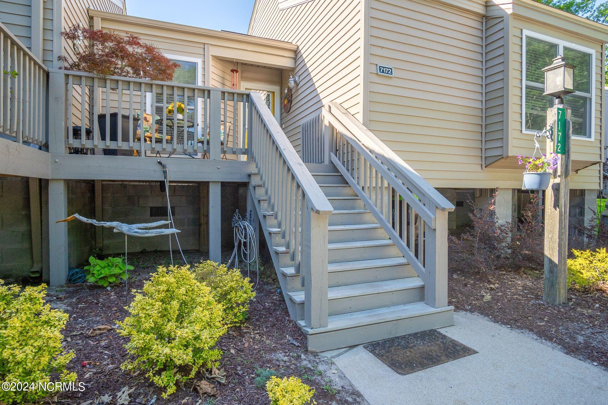 7172 Windward Drive Property Photo 4