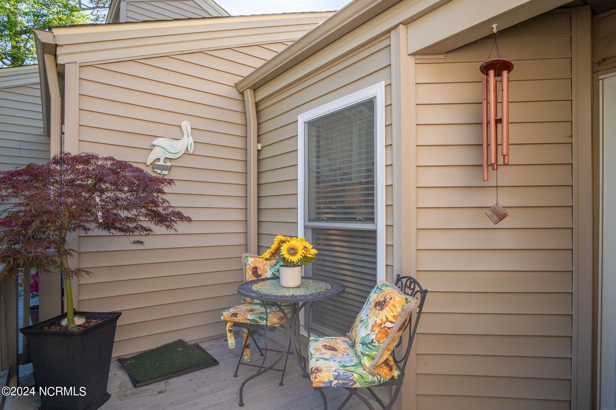 7172 Windward Drive Property Photo 6