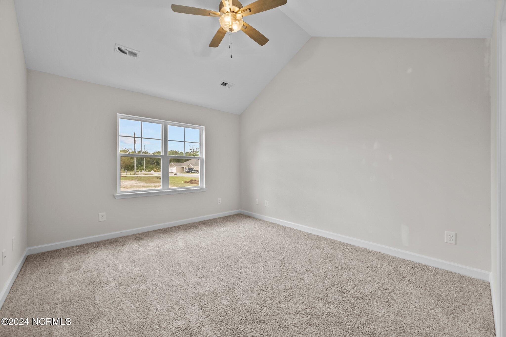 200 Slater Way Property Photo 19