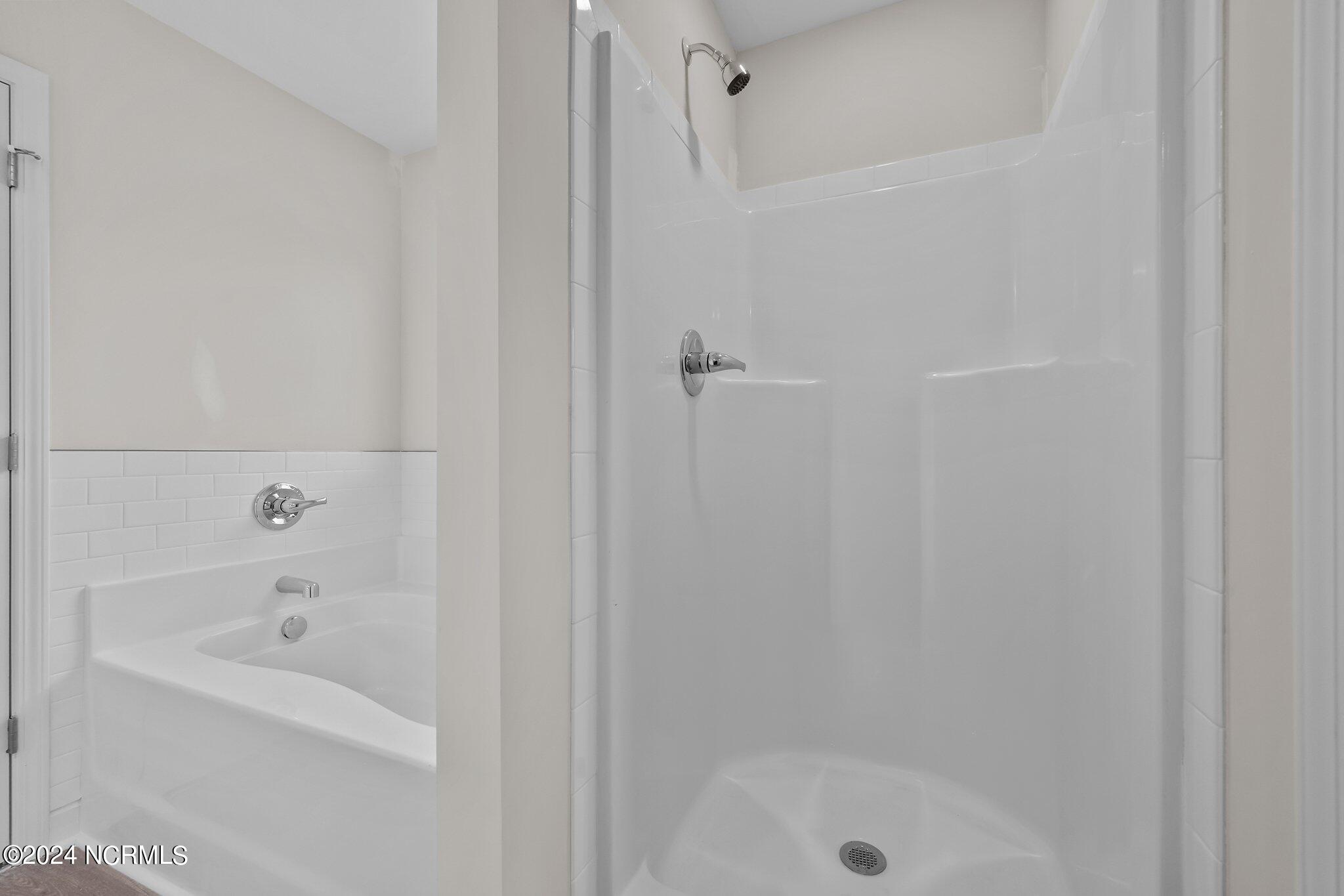 200 Slater Way Property Photo 24
