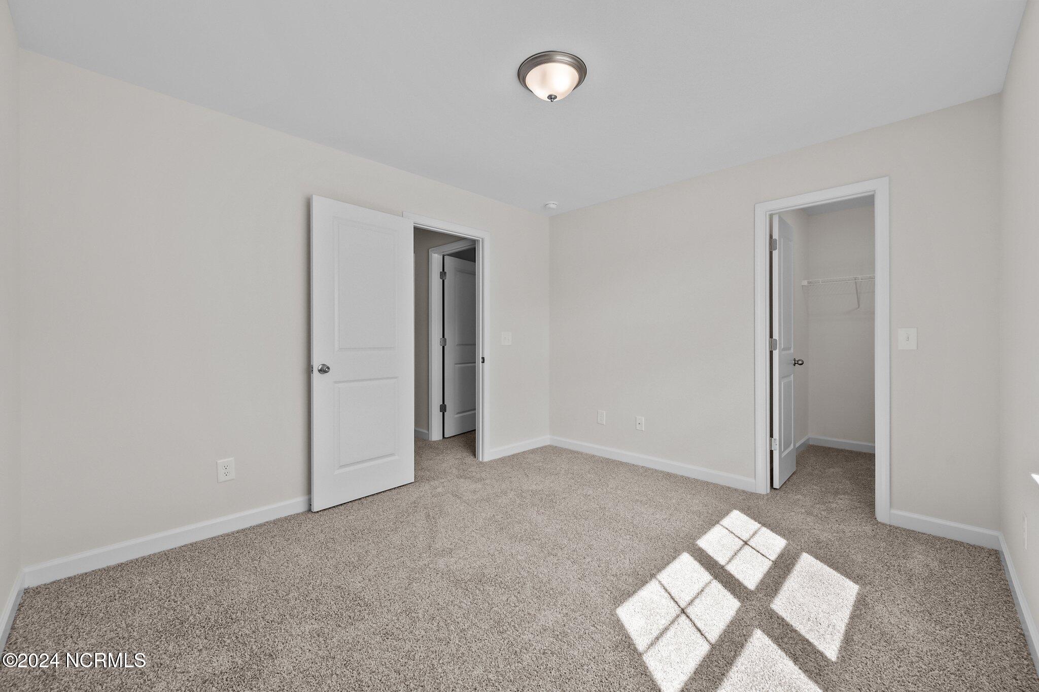 200 Slater Way Property Photo 29