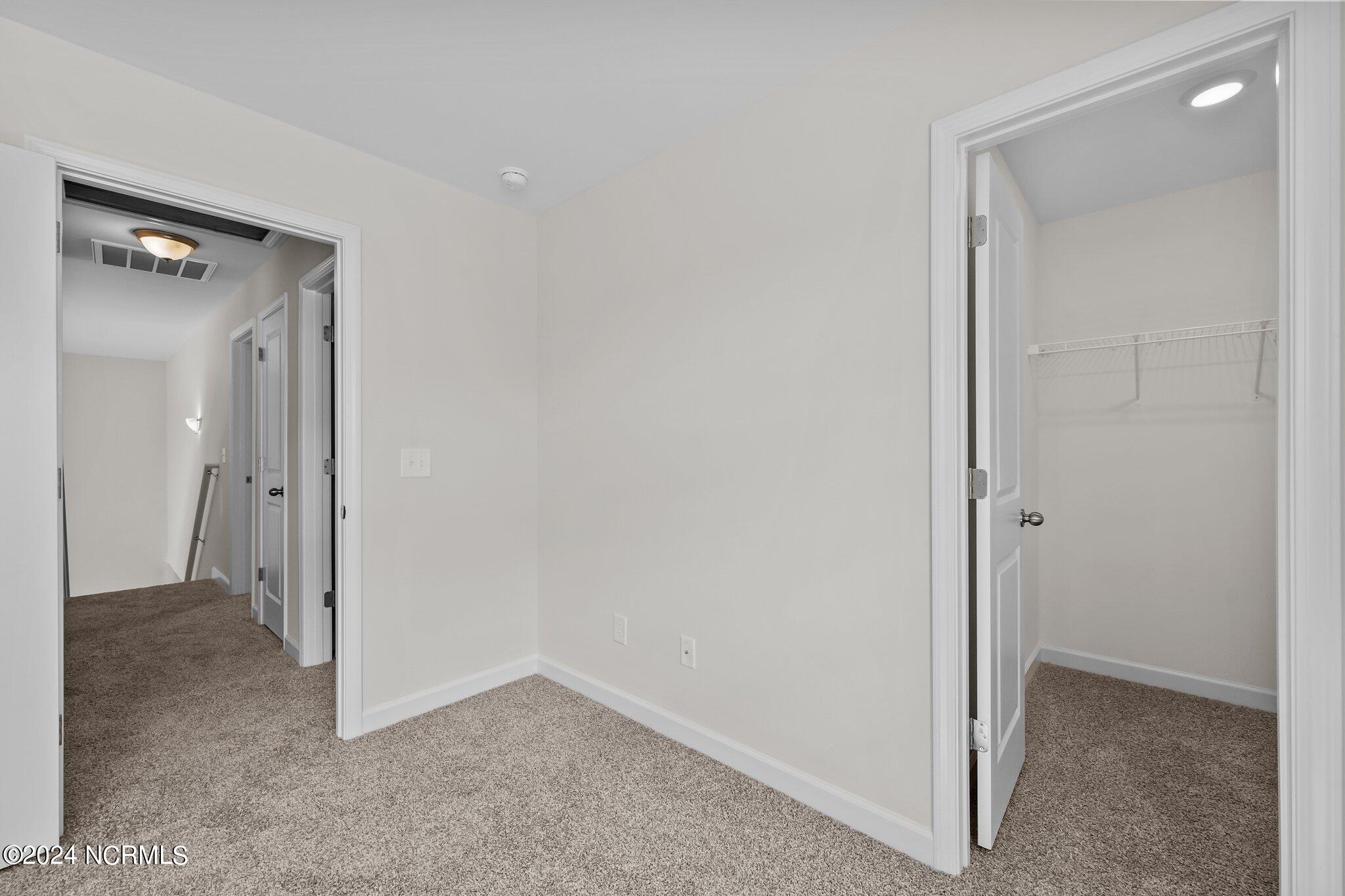 200 Slater Way Property Photo 30