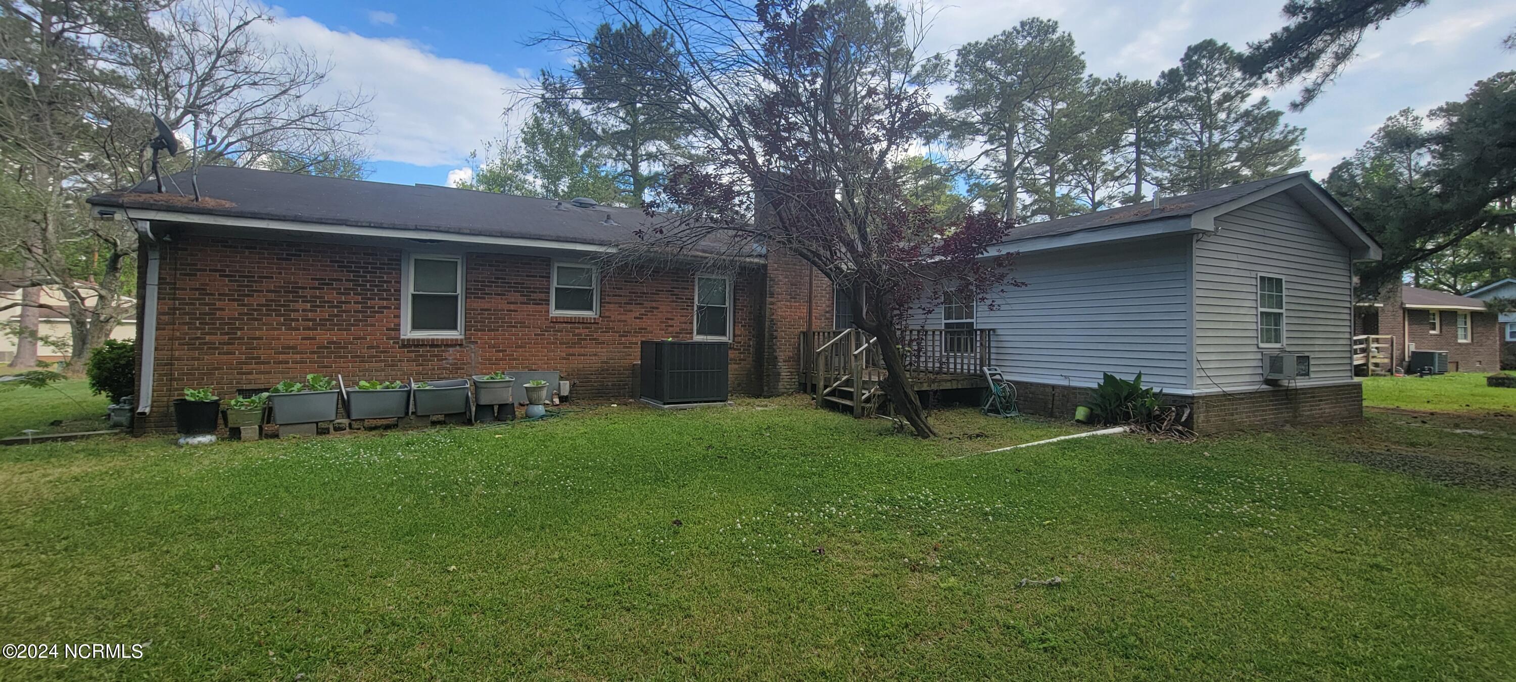 210 Pearl Drive Property Photo 3