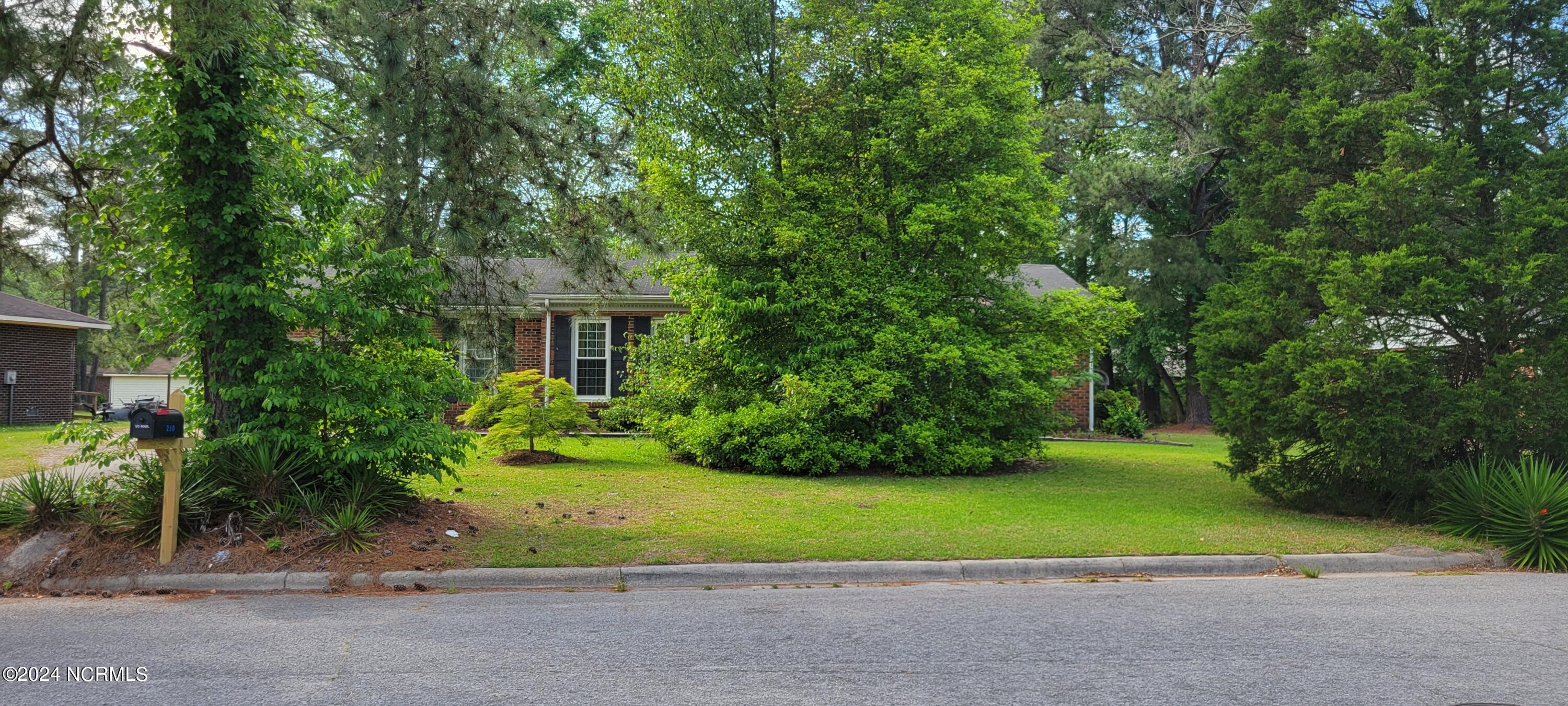 210 Pearl Drive Property Photo 4