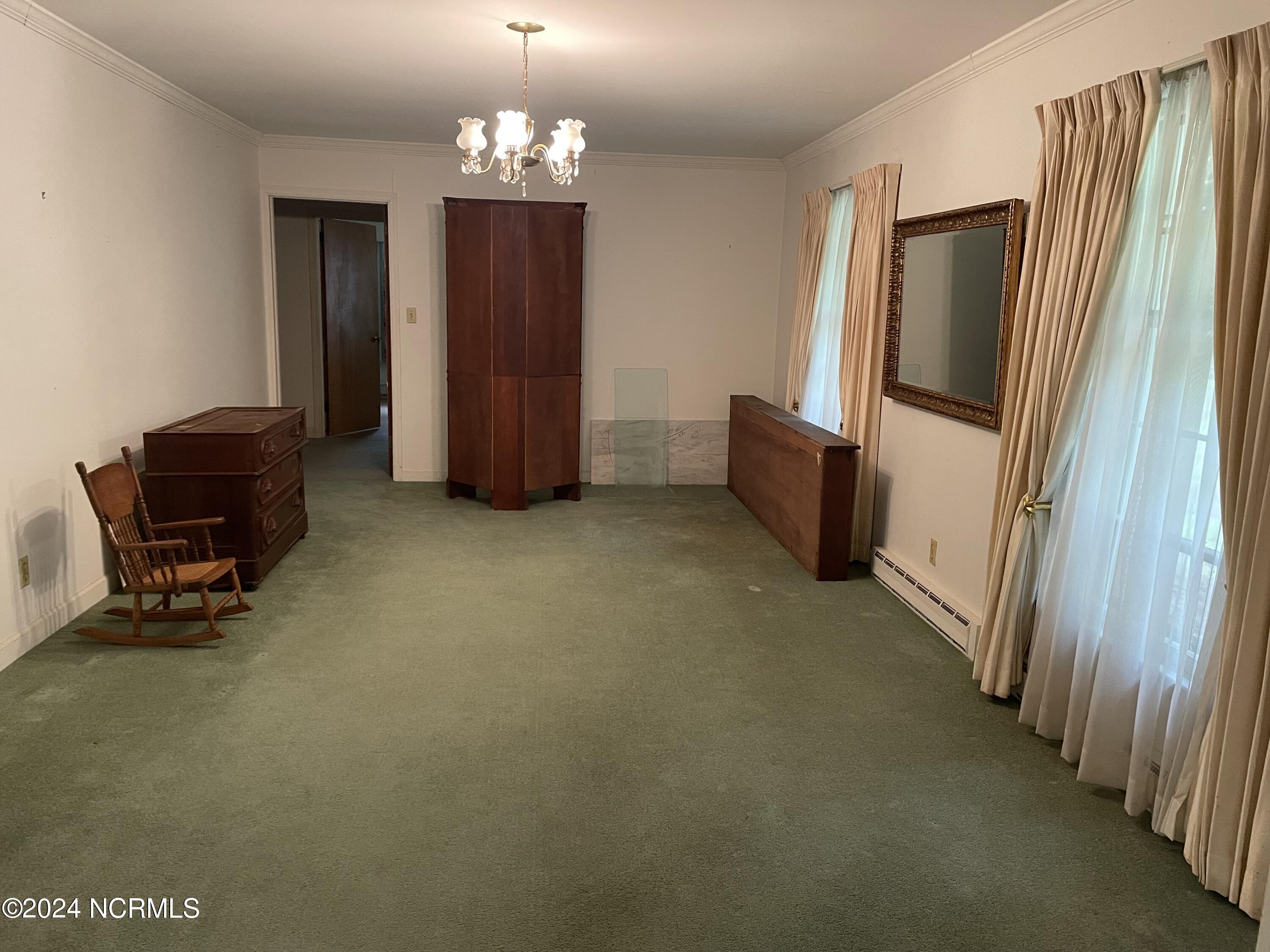 2592 Old Glendon Road Property Photo 2
