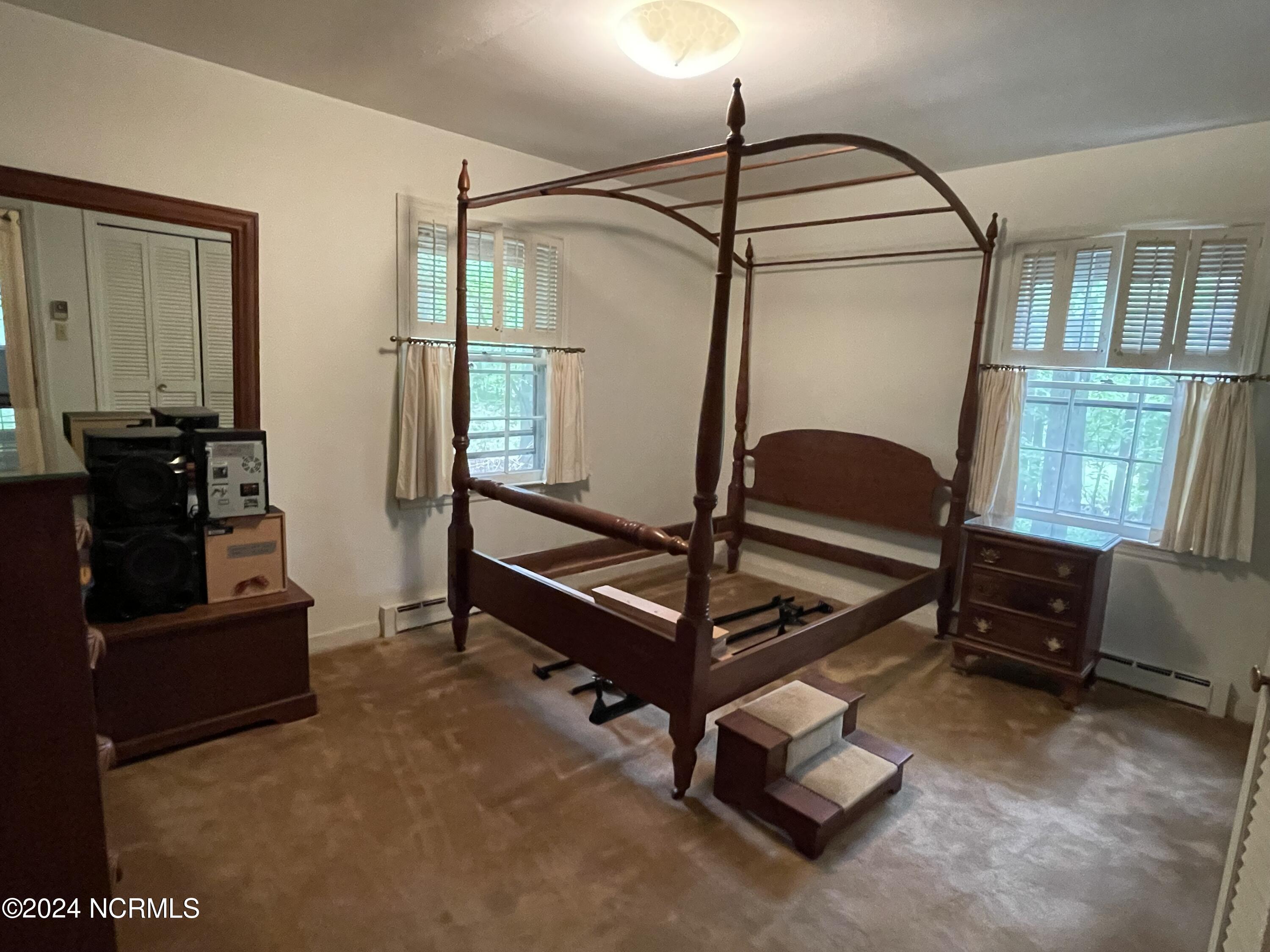 2592 Old Glendon Road Property Photo 15