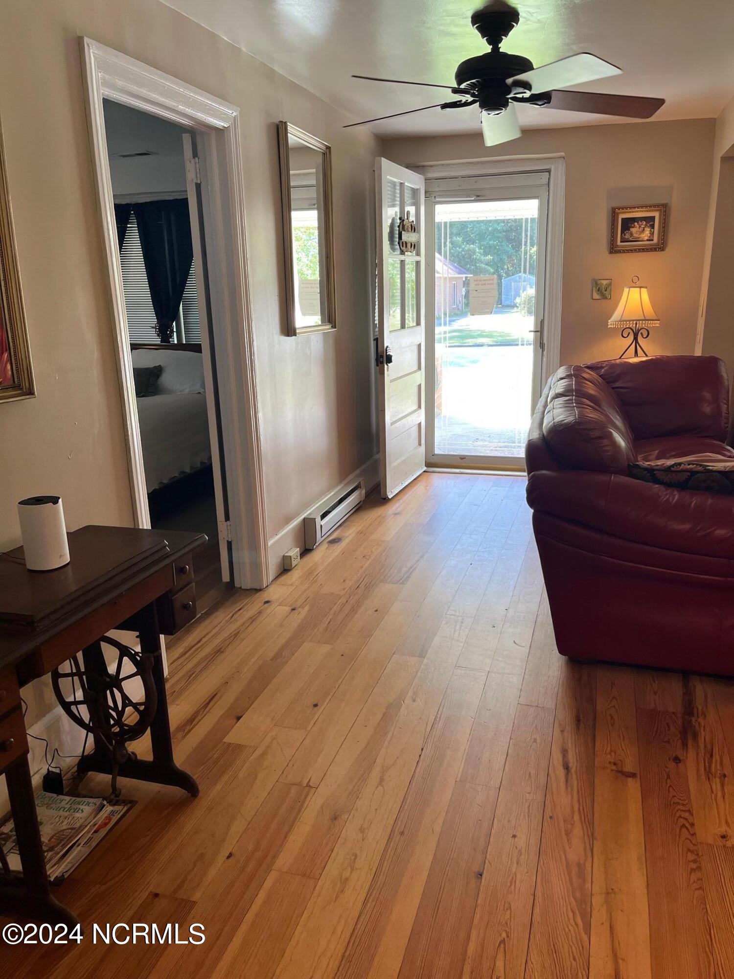 209 E Wyche Street Property Photo 17