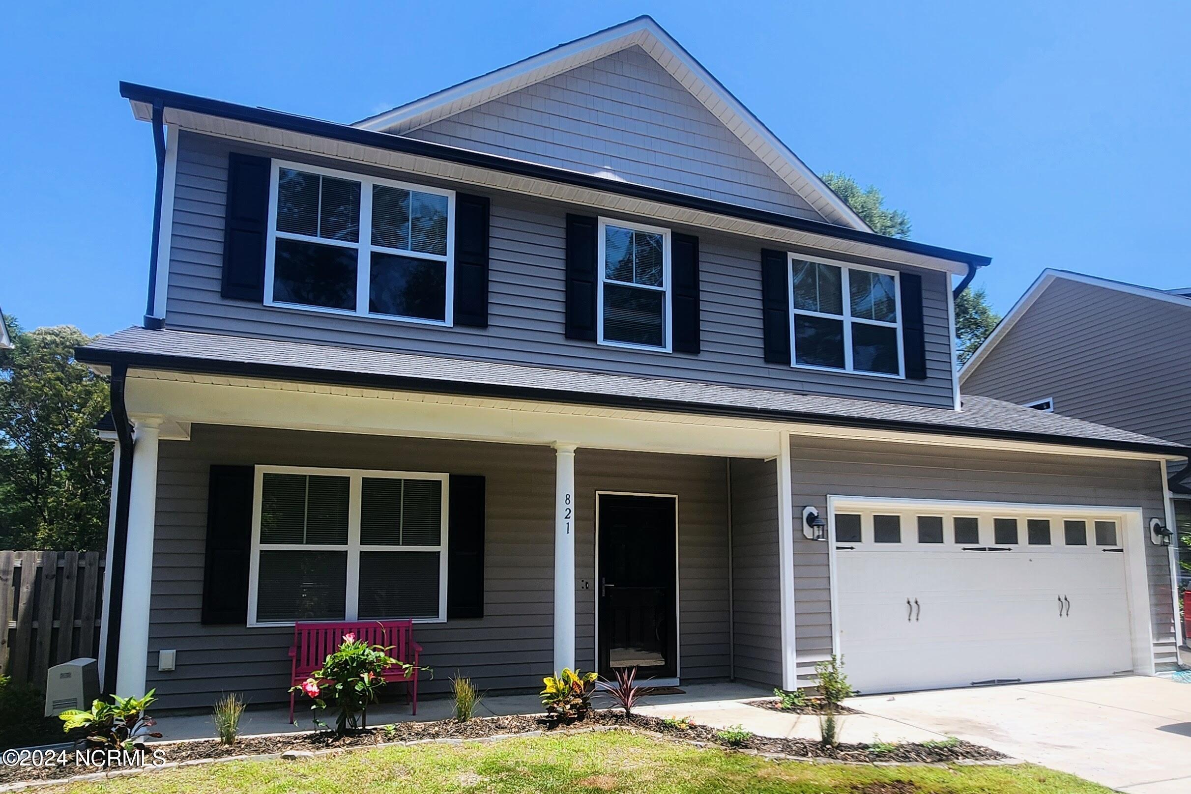 821 Lea Landing Drive Property Photo 1