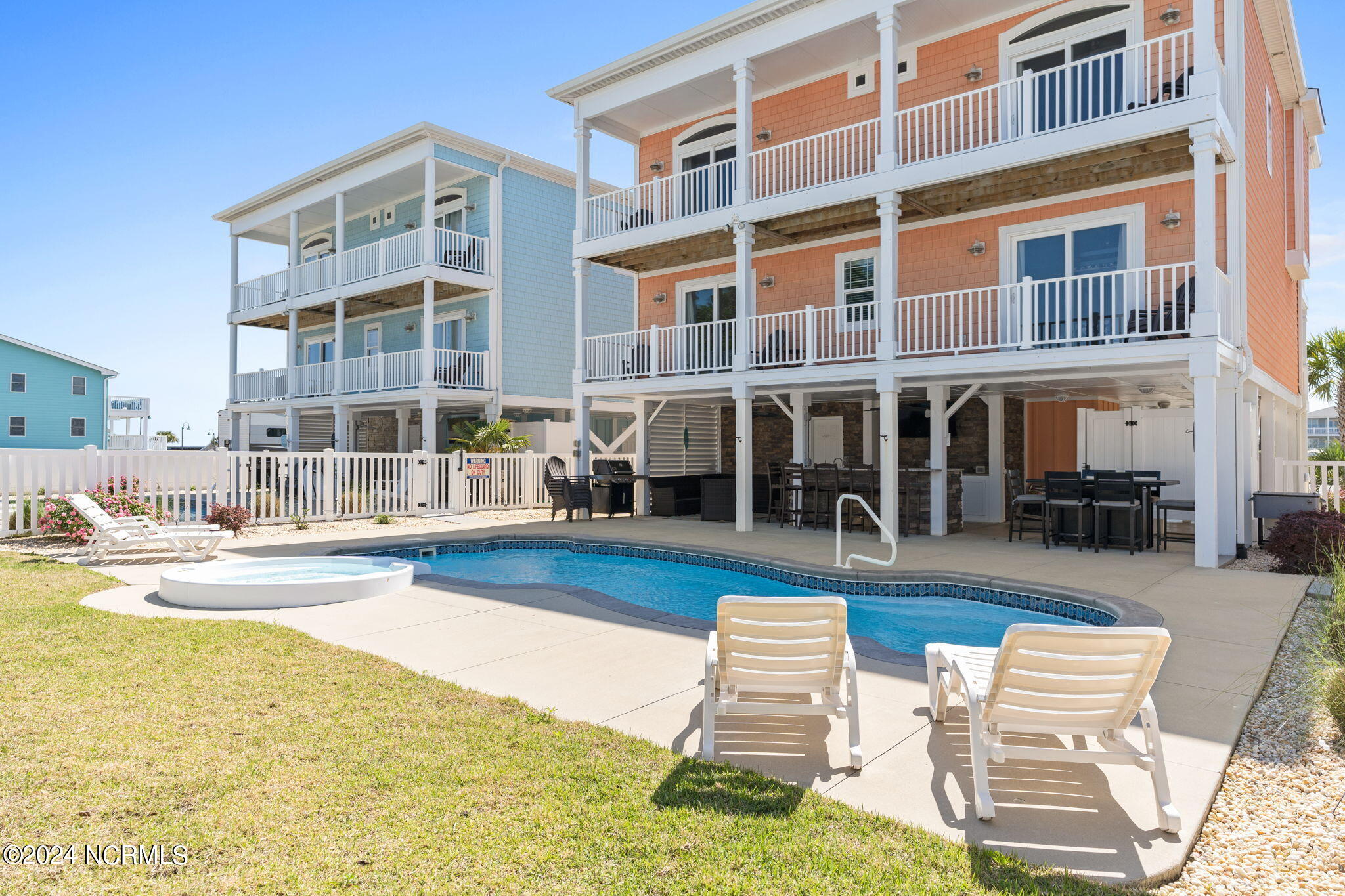 411 Sunset Boulevard Property Photo 4