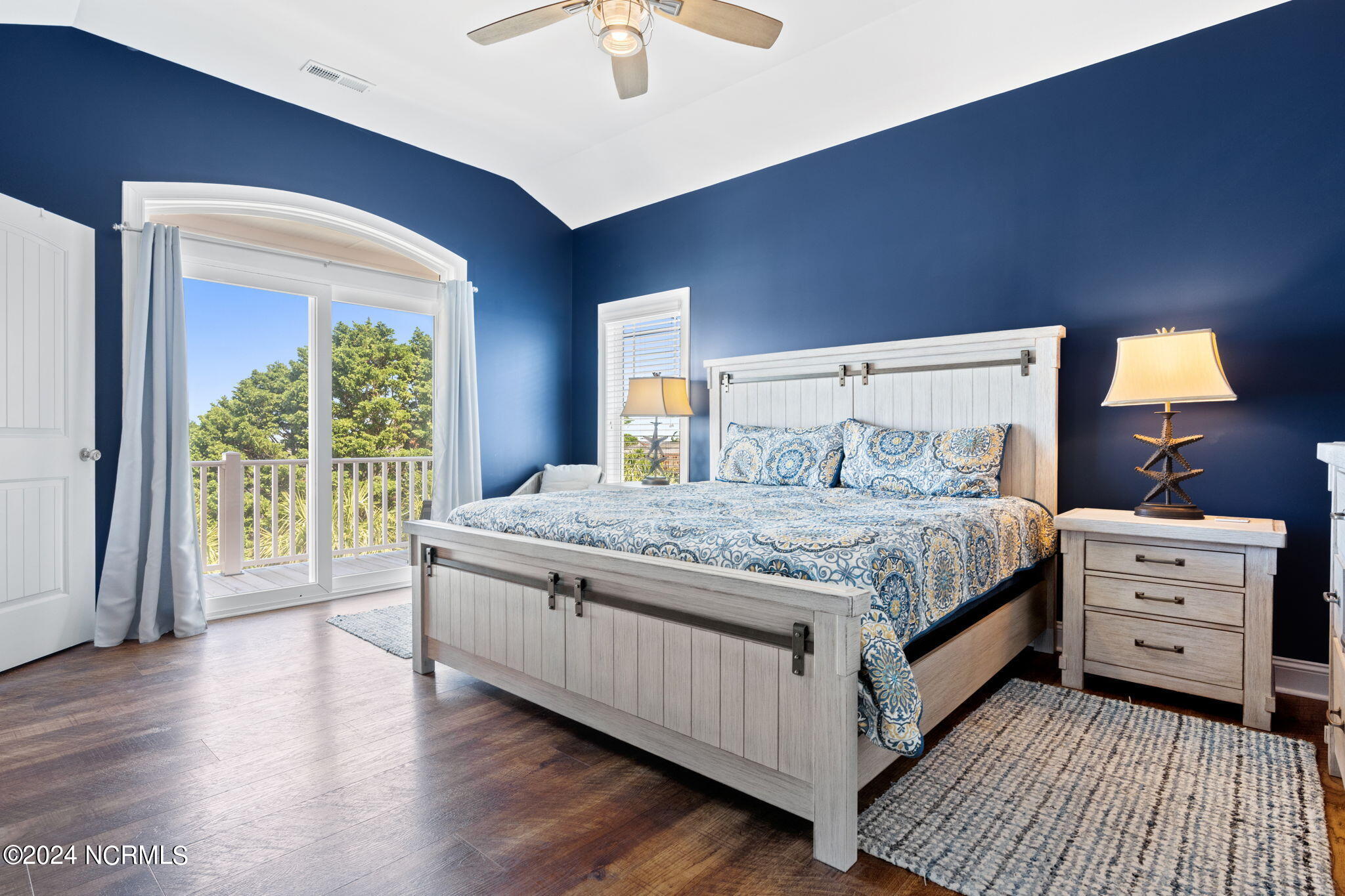 411 Sunset Boulevard Property Photo 18