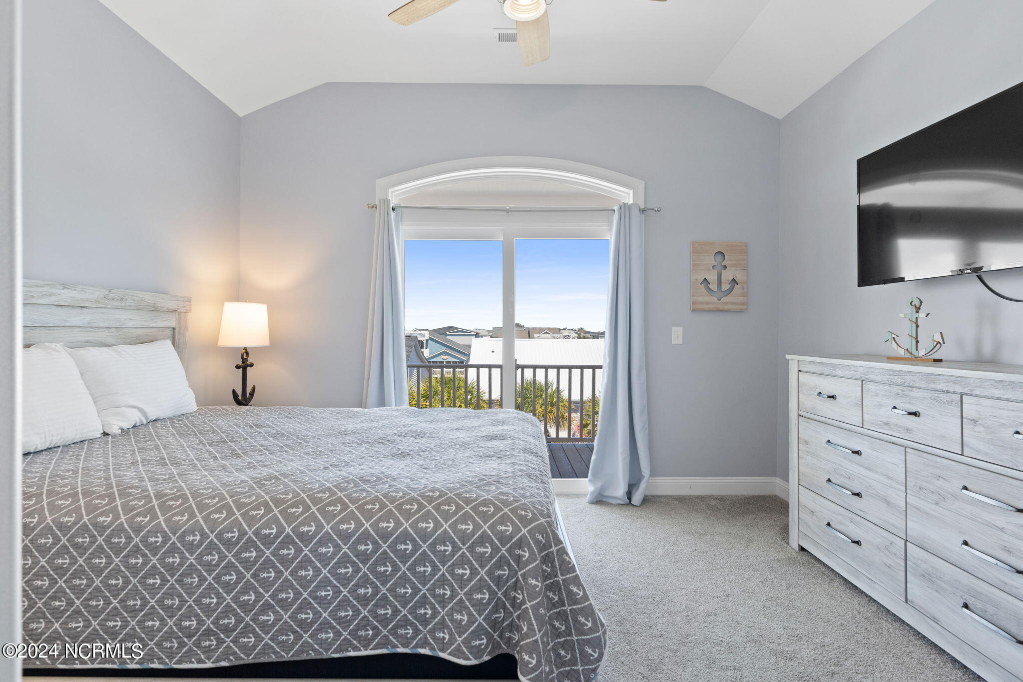 411 Sunset Boulevard Property Photo 26