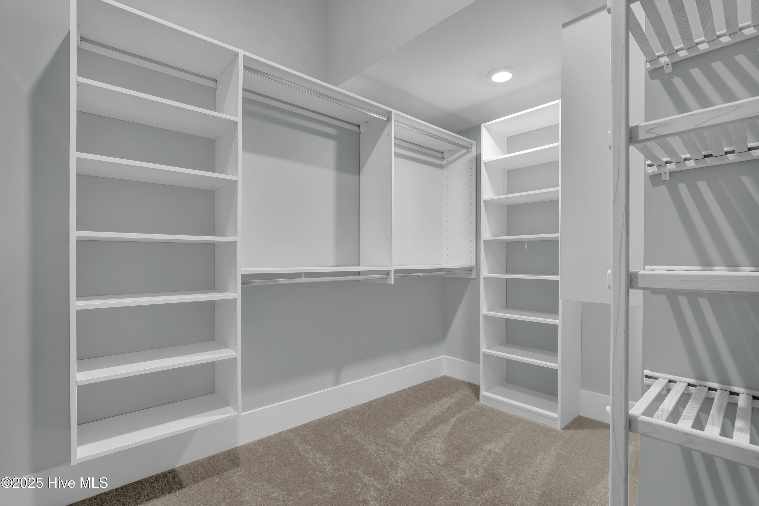 813 Sweetgrass Street Property Photo 13