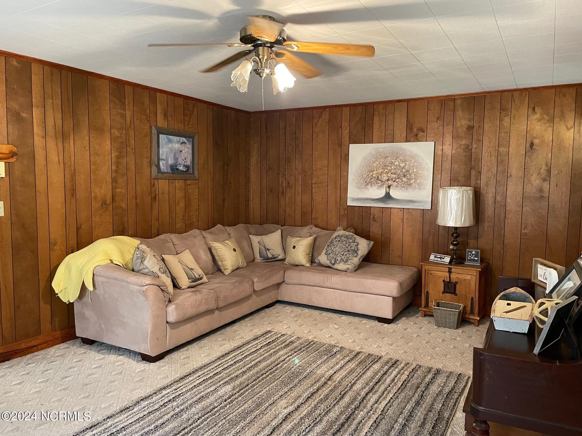 152 W Bayshore Drive Property Photo 13