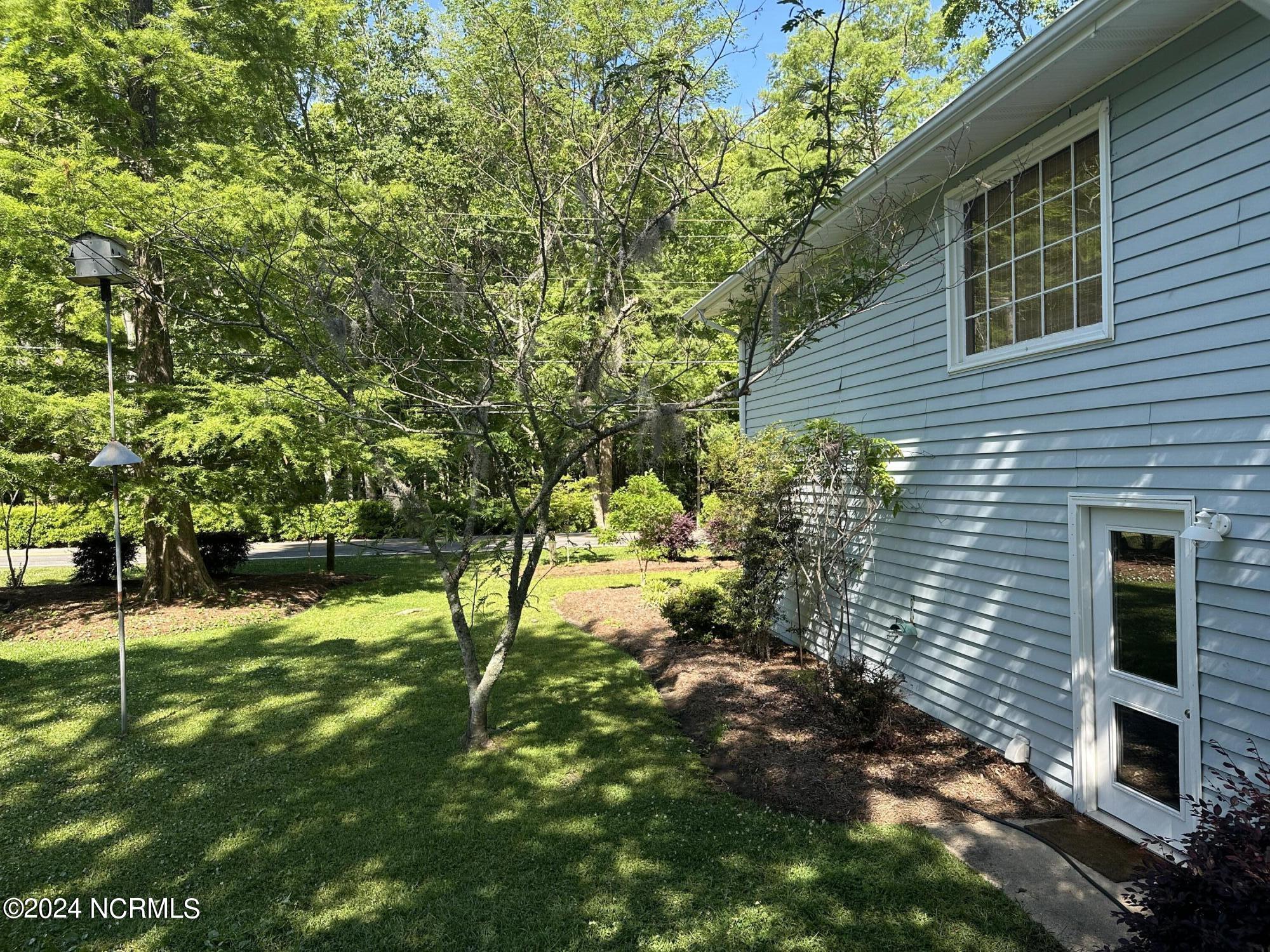 2810 Canal Cove Road Property Photo 3