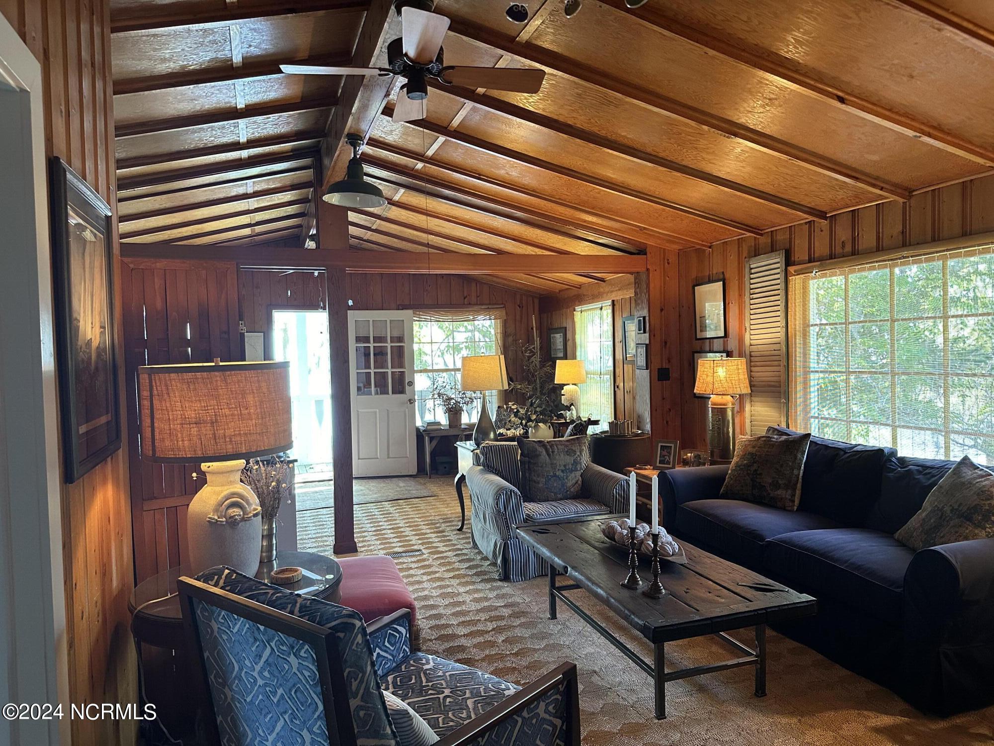 2810 Canal Cove Road Property Photo 10