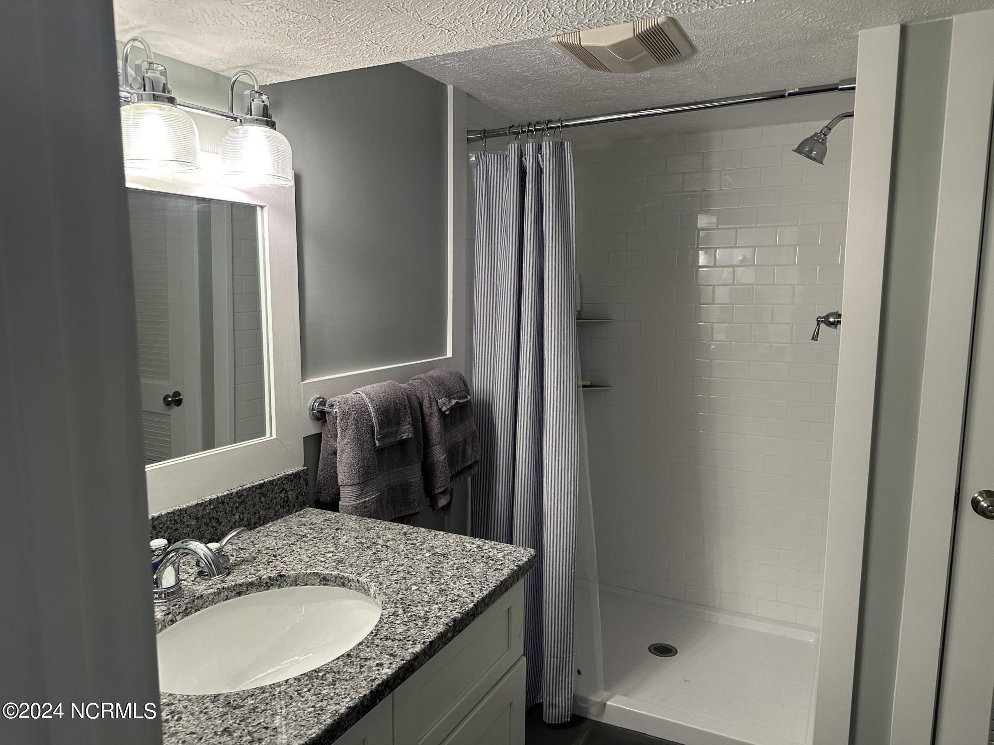 2810 Canal Cove Road Property Photo 16
