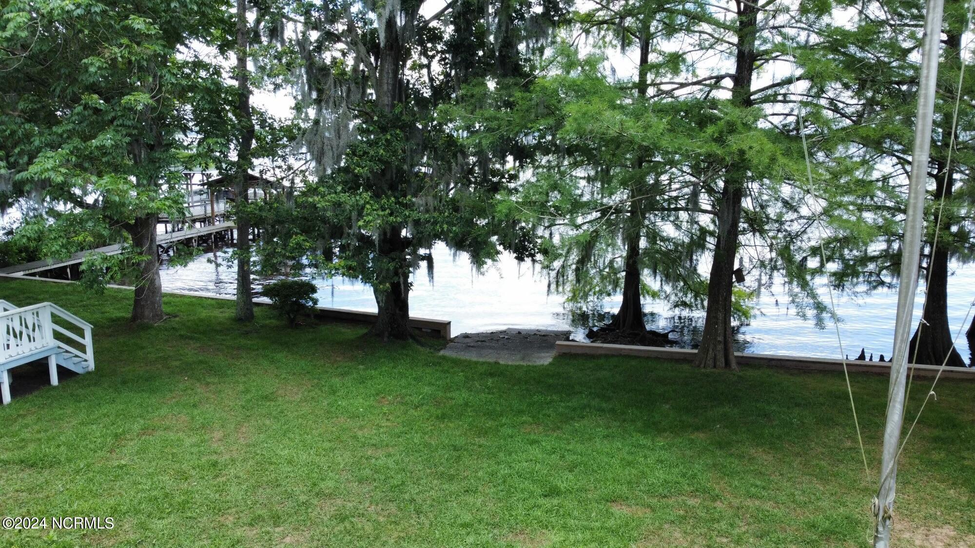 2810 Canal Cove Road Property Photo 21