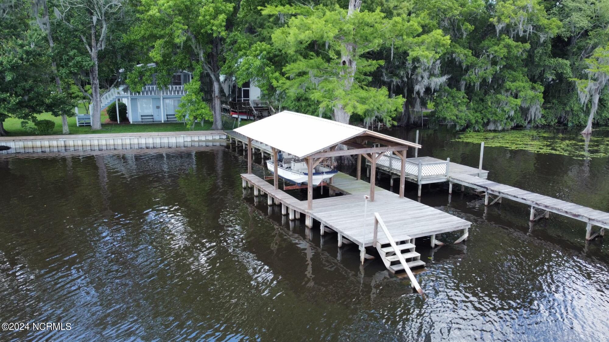 2810 Canal Cove Road Property Photo 22