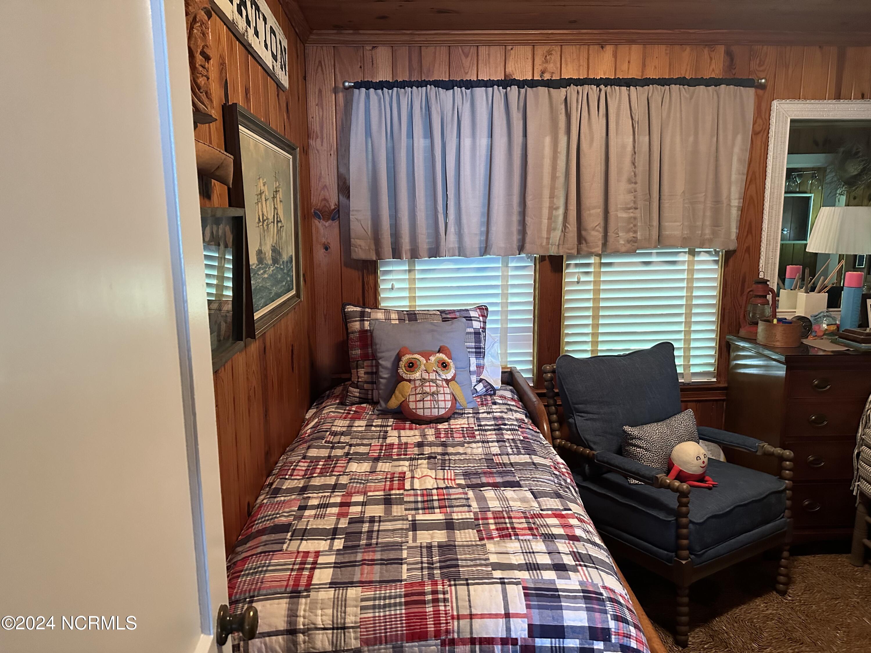 2814 Canal Cove Road Property Photo 7