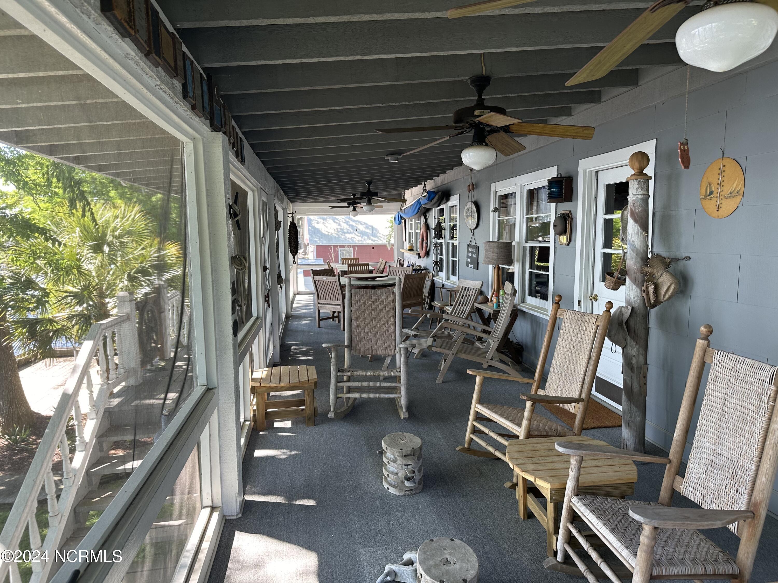 2814 Canal Cove Road Property Photo 9