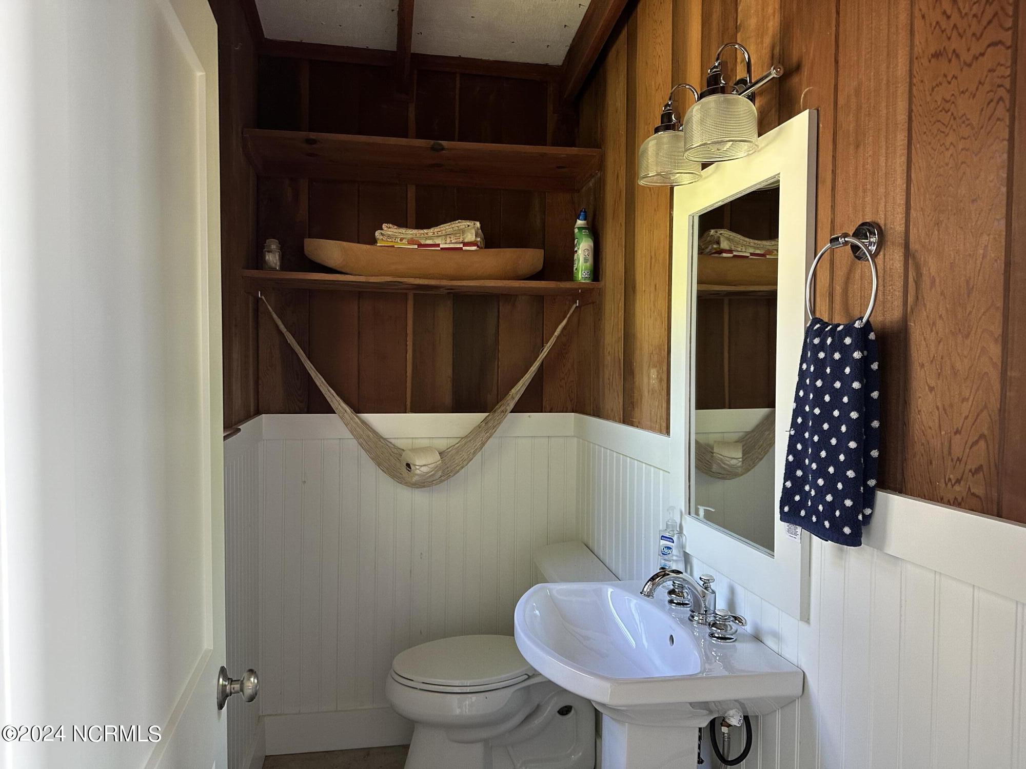 2814 Canal Cove Road Property Photo 18