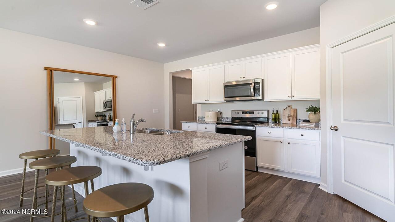 926 Shipley Way Property Photo 14