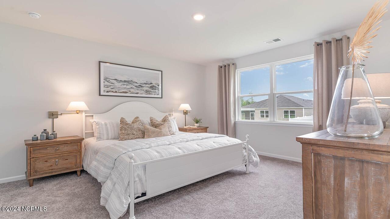 936 Shipley Way Property Photo 8