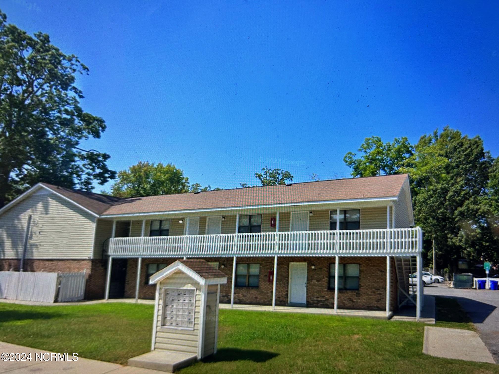 709 Johnston Street C Property Photo 2