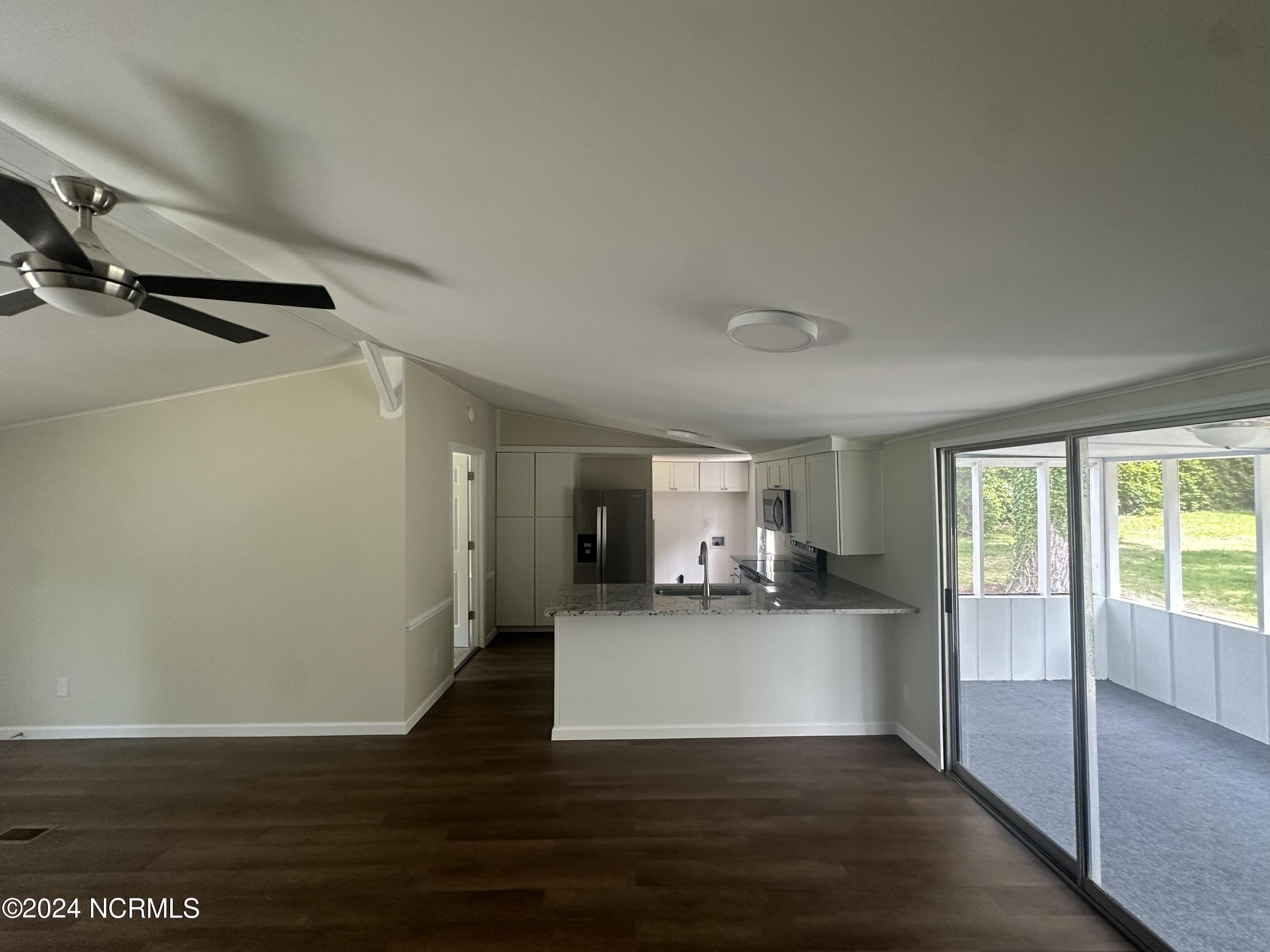 203 Hidden Bay Drive Property Photo 17