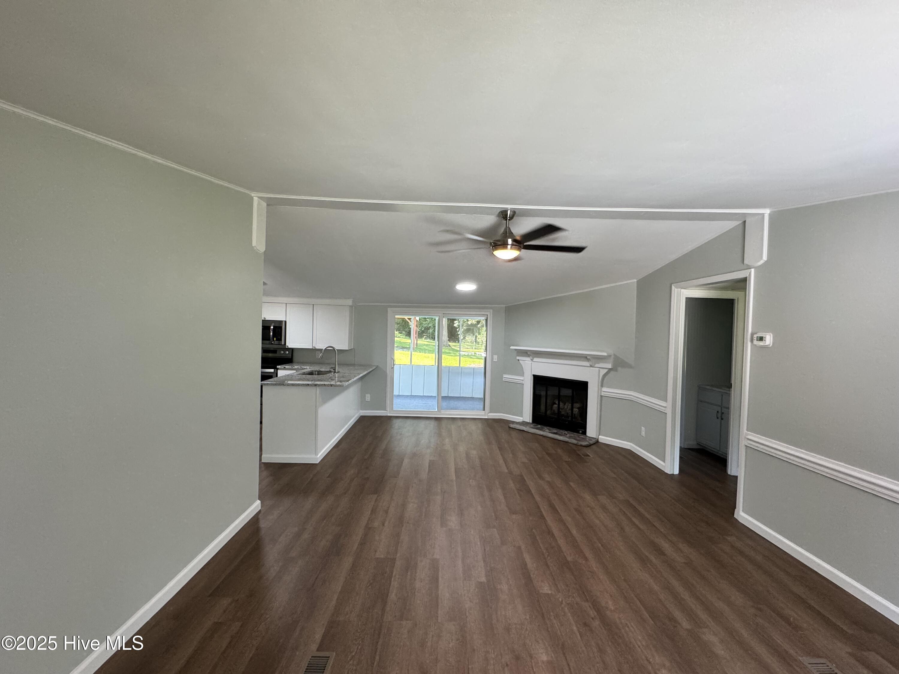 203 Hidden Bay Drive Property Photo 17
