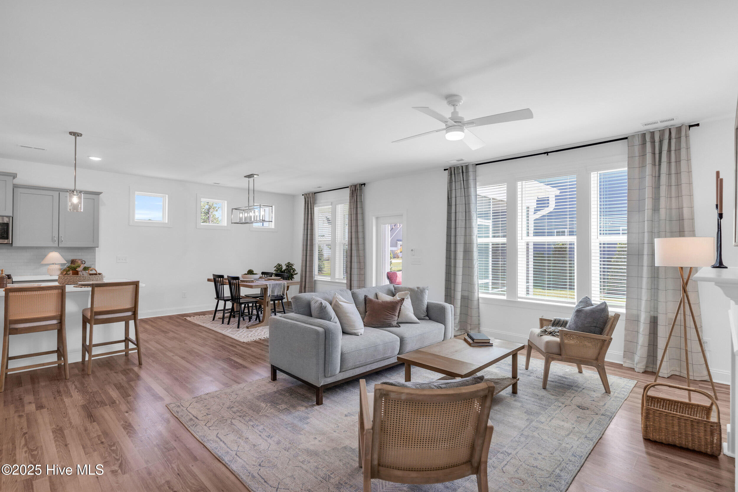 302 Sailor Sky Way 414 Property Photo 15