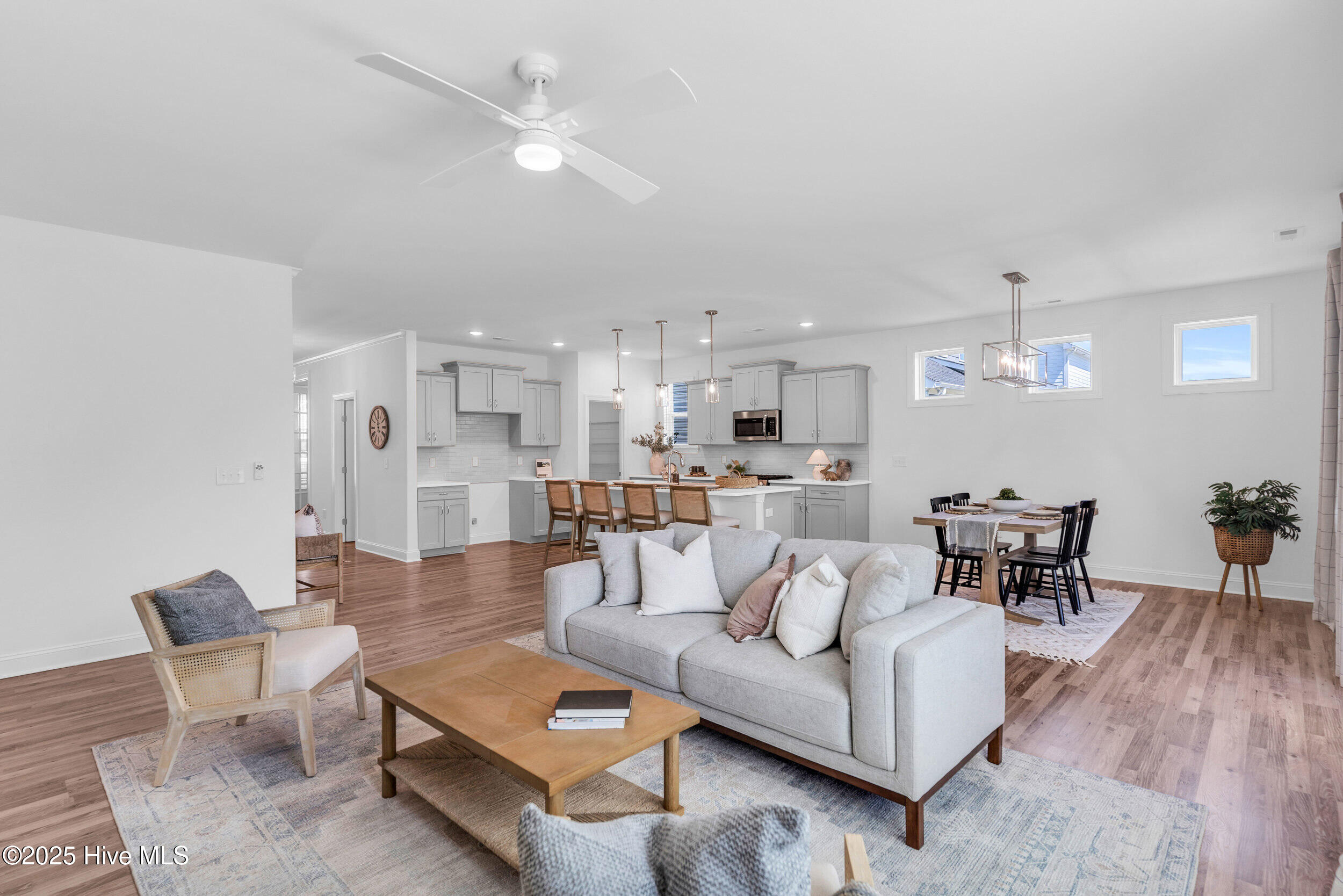 302 Sailor Sky Way 414 Property Photo 16