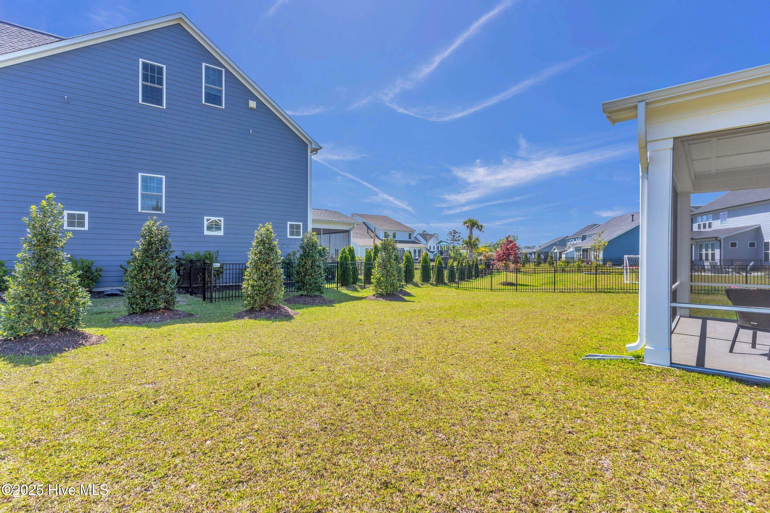 302 Sailor Sky Way 414 Property Photo 37