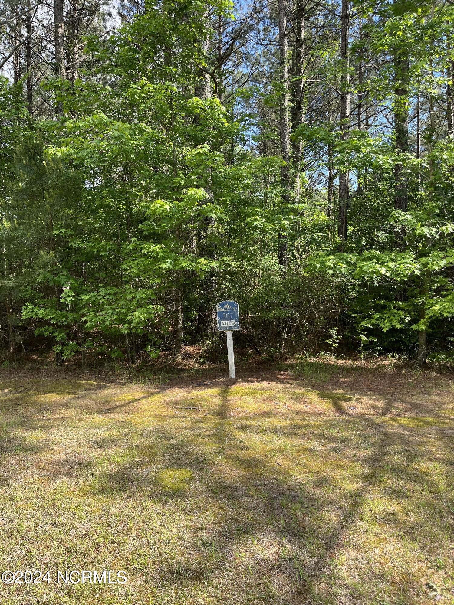 404 207 Plumtree Circle Property Photo 1