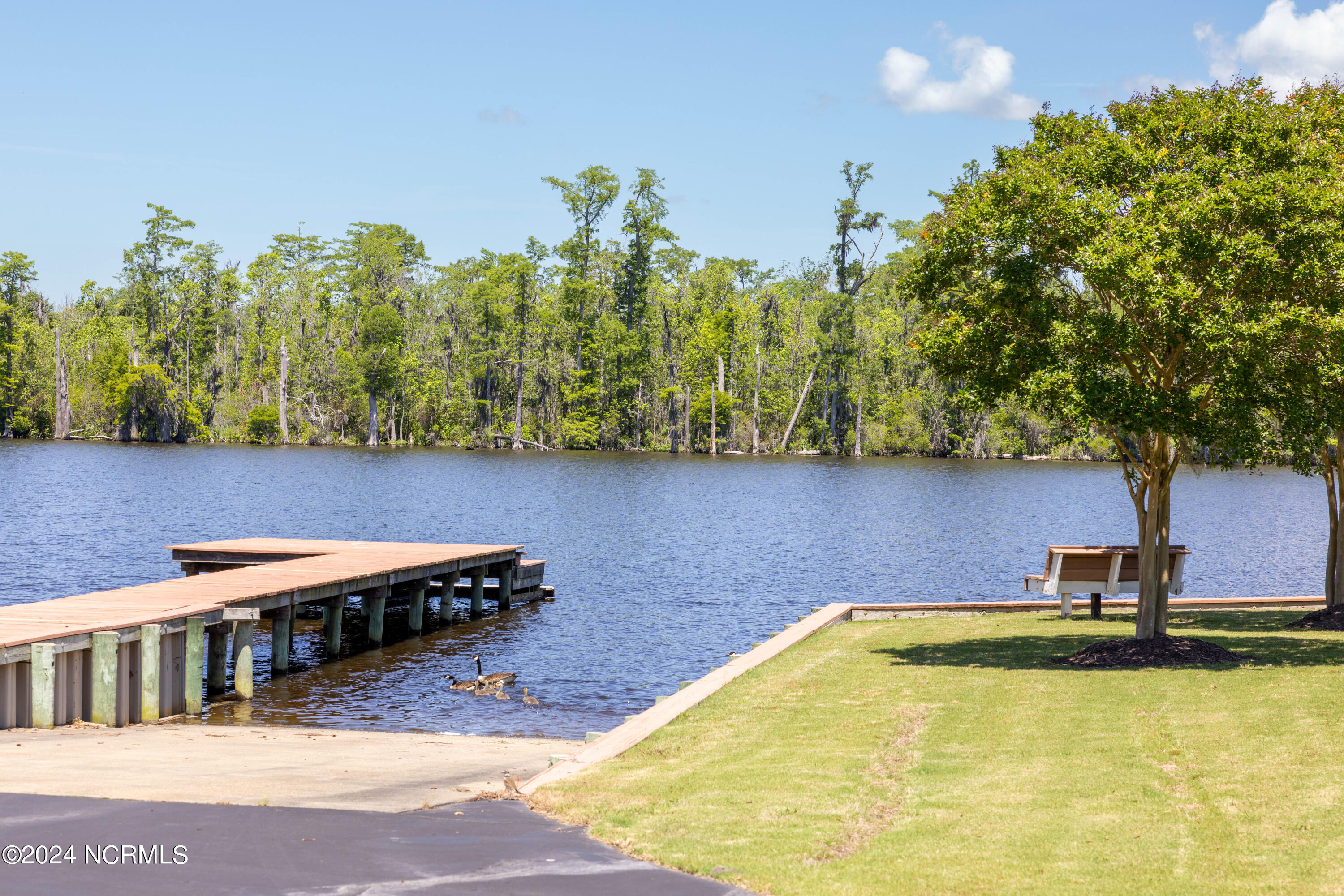 404 207 Plumtree Circle Property Photo 6
