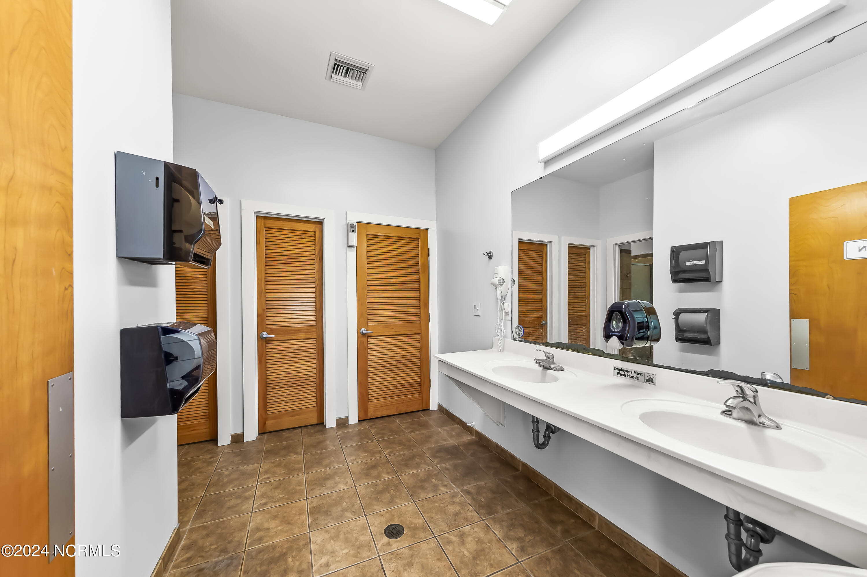 518 Water Street Property Photo 57