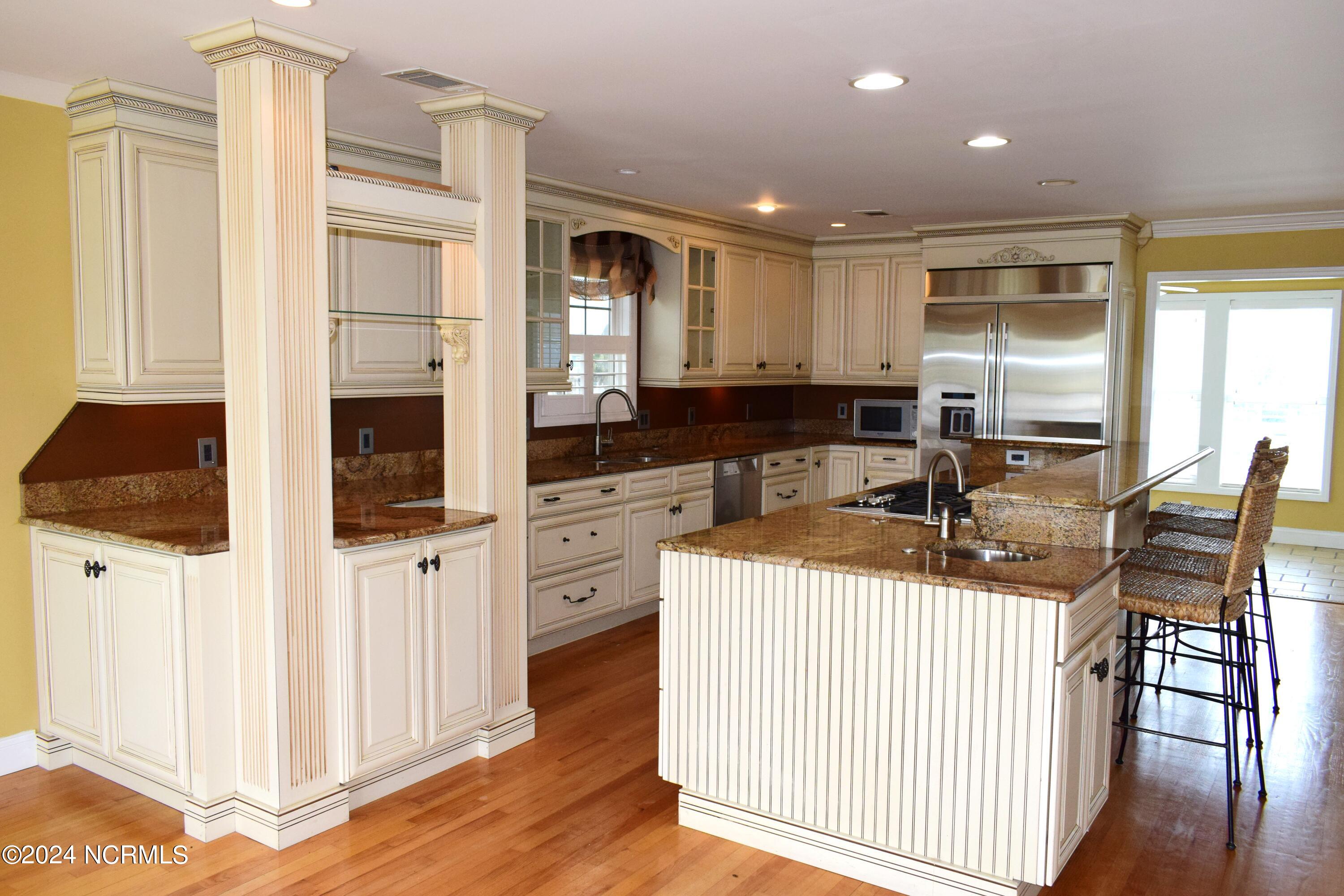 188 Greensboro Street Property Photo 10