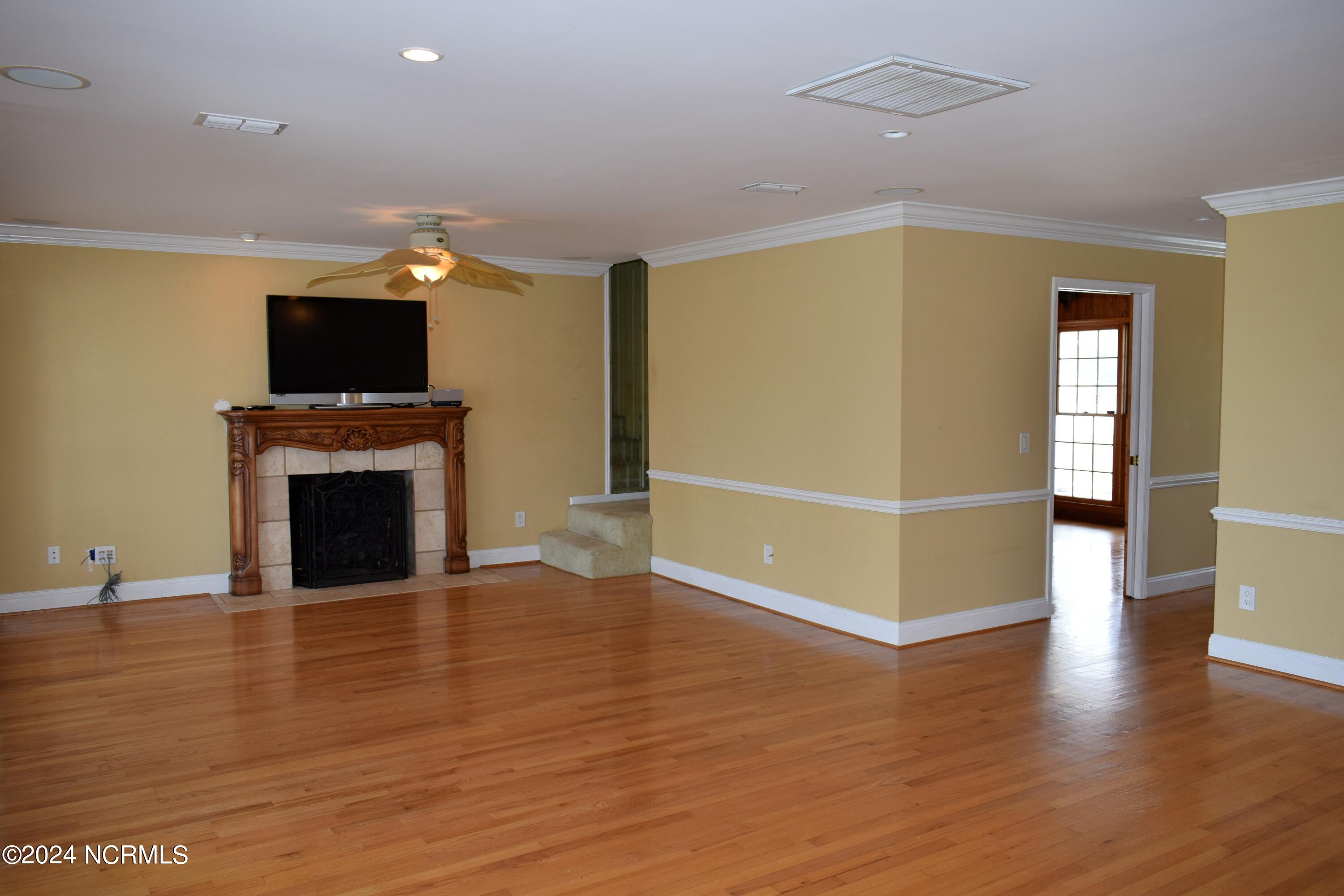 188 Greensboro Street Property Photo 15